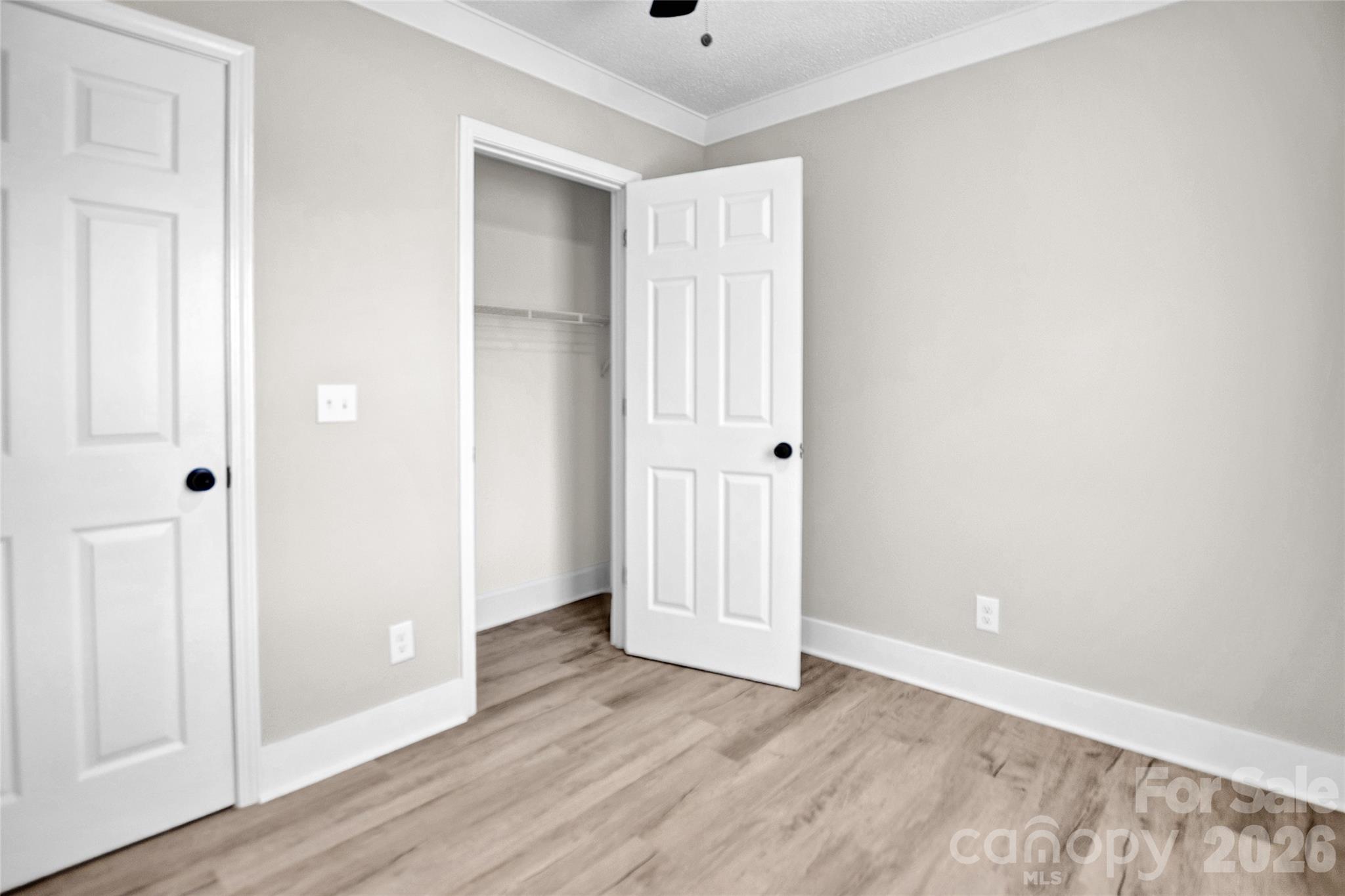 6957 Vintage Road Property Photo 14
