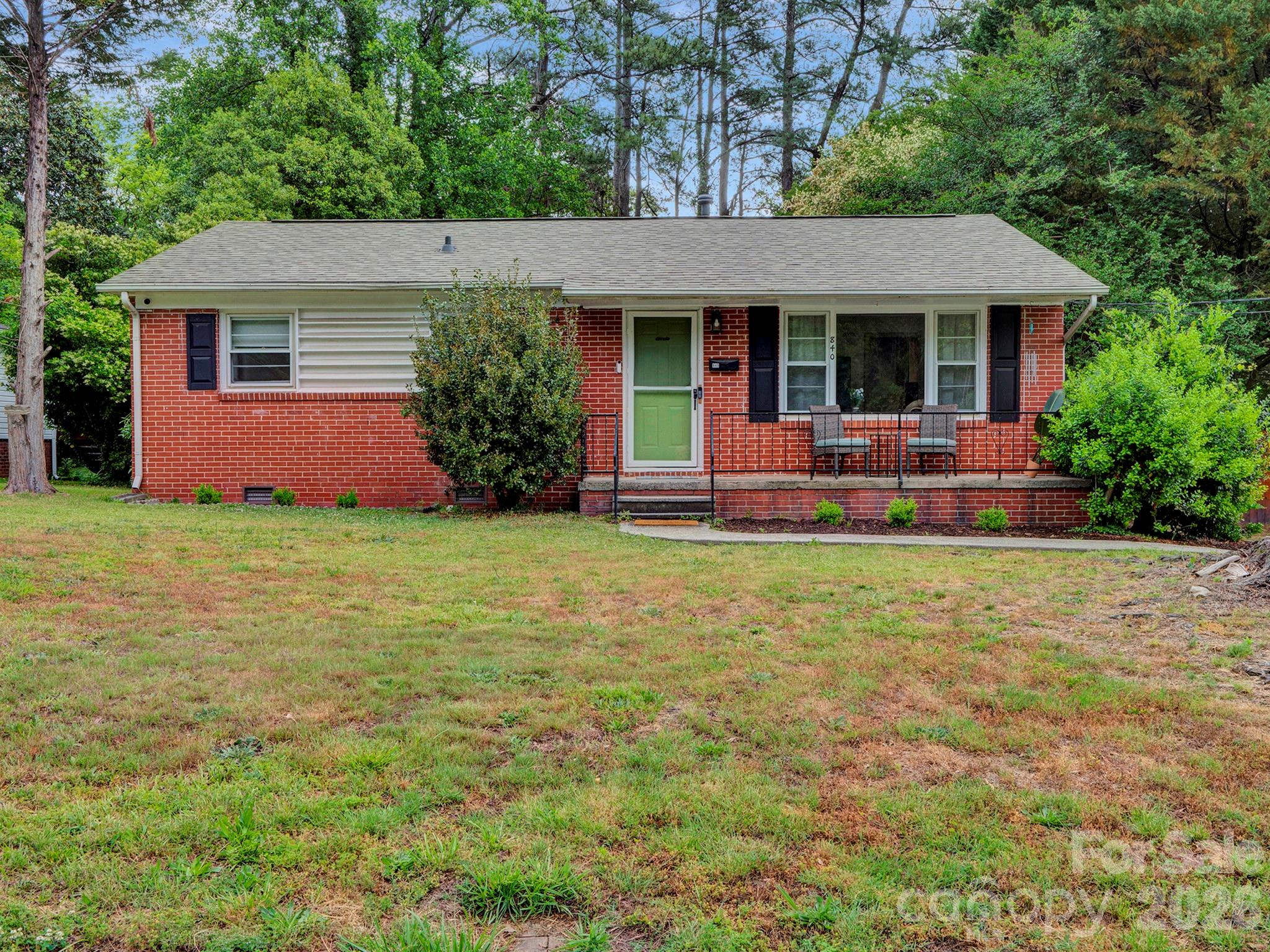 840 Jackson Street Property Photo 2