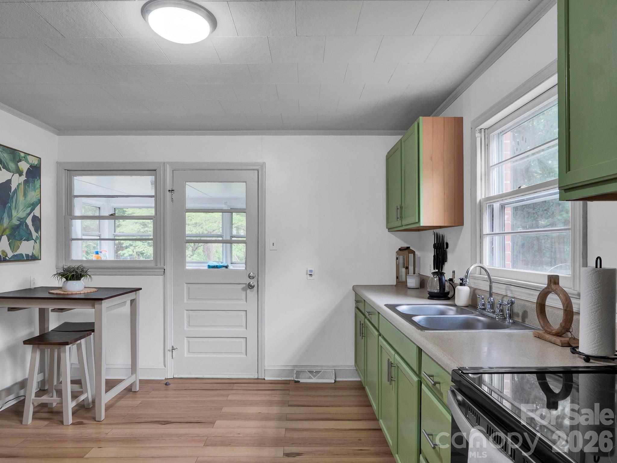 840 Jackson Street Property Photo 9