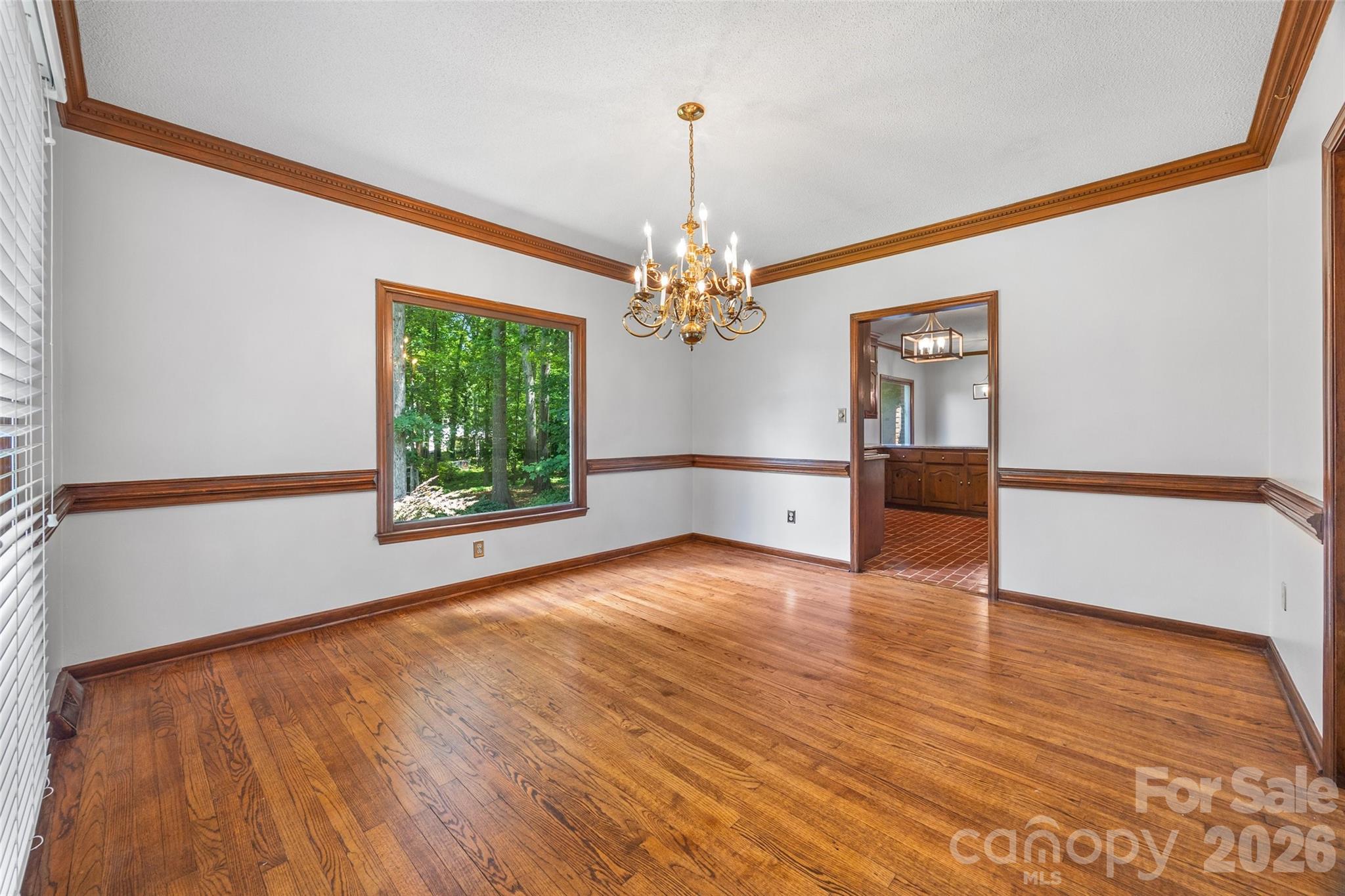 2510 Meredith Court Property Photo 6