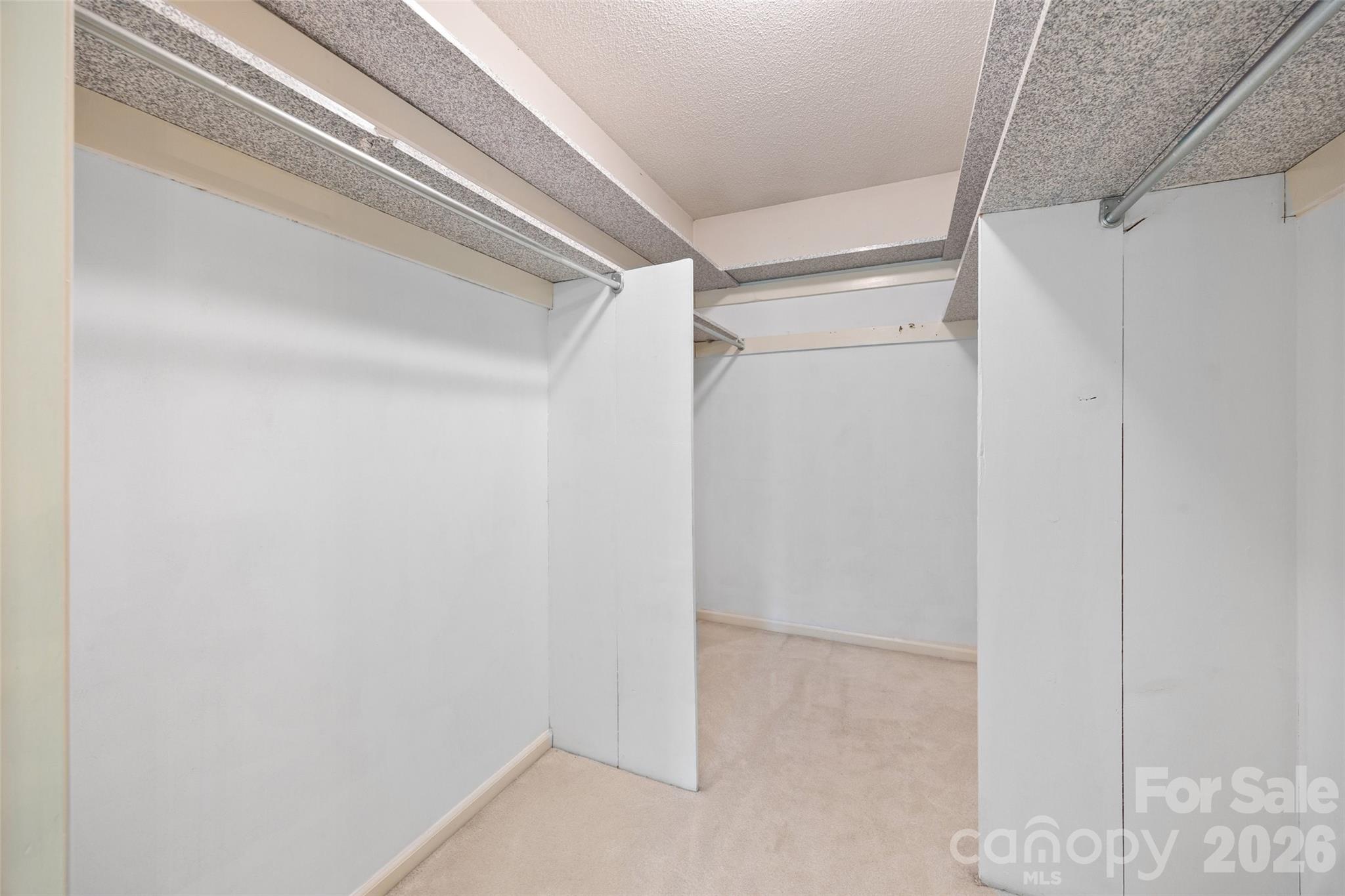 2510 Meredith Court Property Photo 24