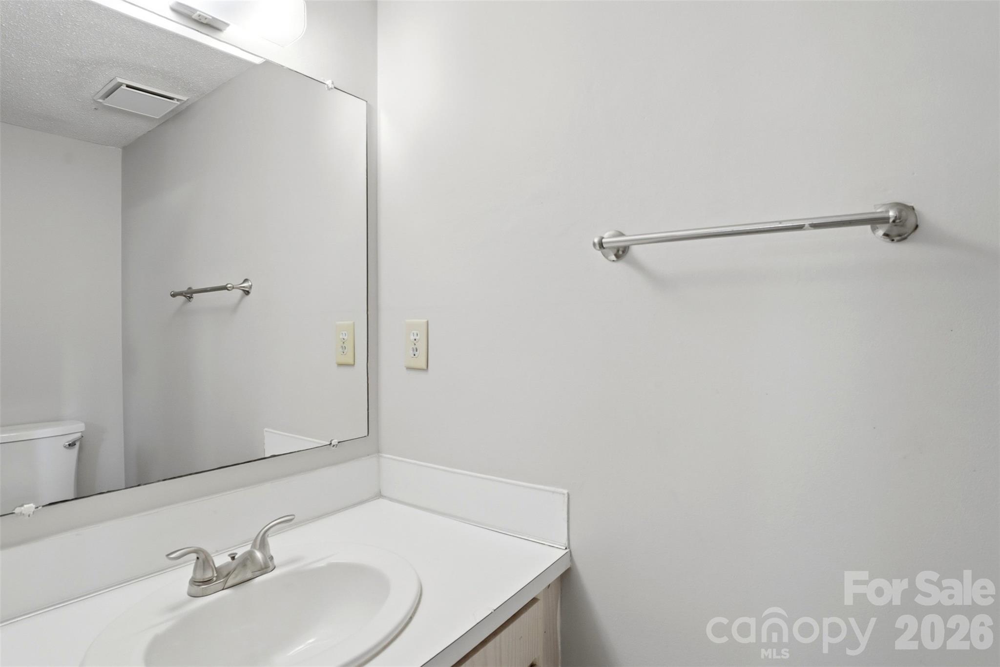 8846 Hunter Ridge Drive Property Photo 15