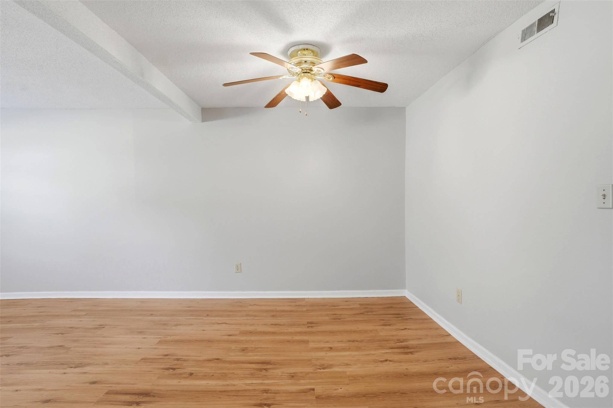 8846 Hunter Ridge Drive Property Photo 16