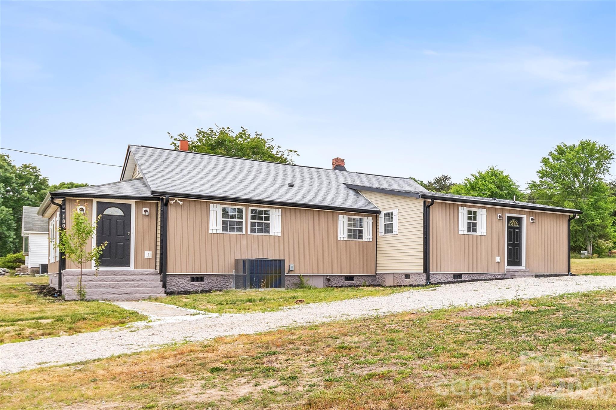 2480 Artz Road Property Photo 3