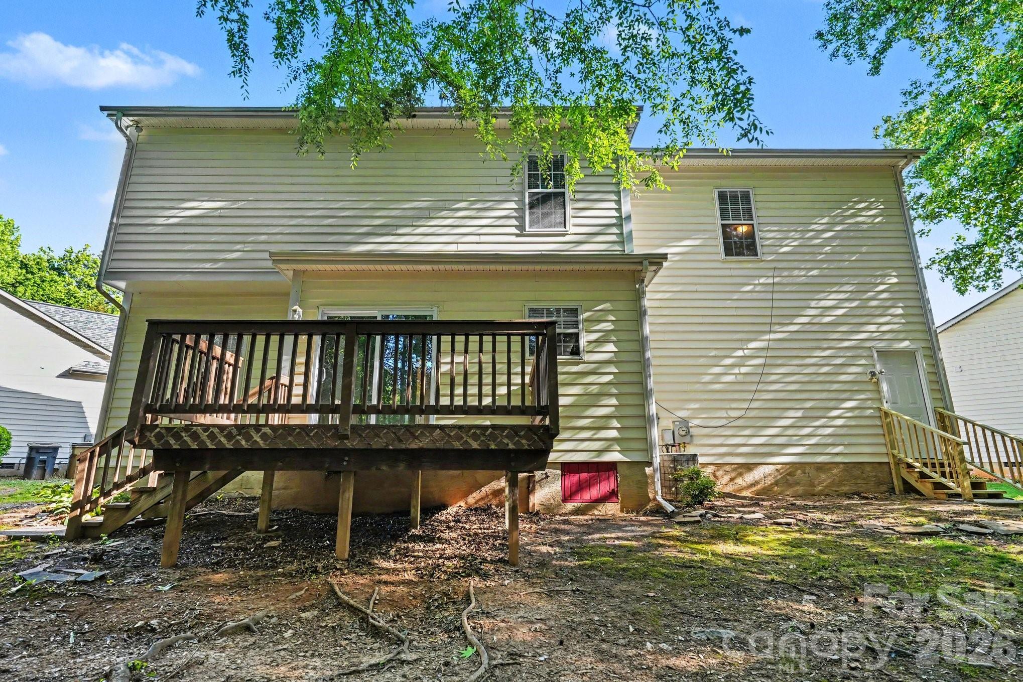 5547 Whispering Wind Lane Property Photo 13
