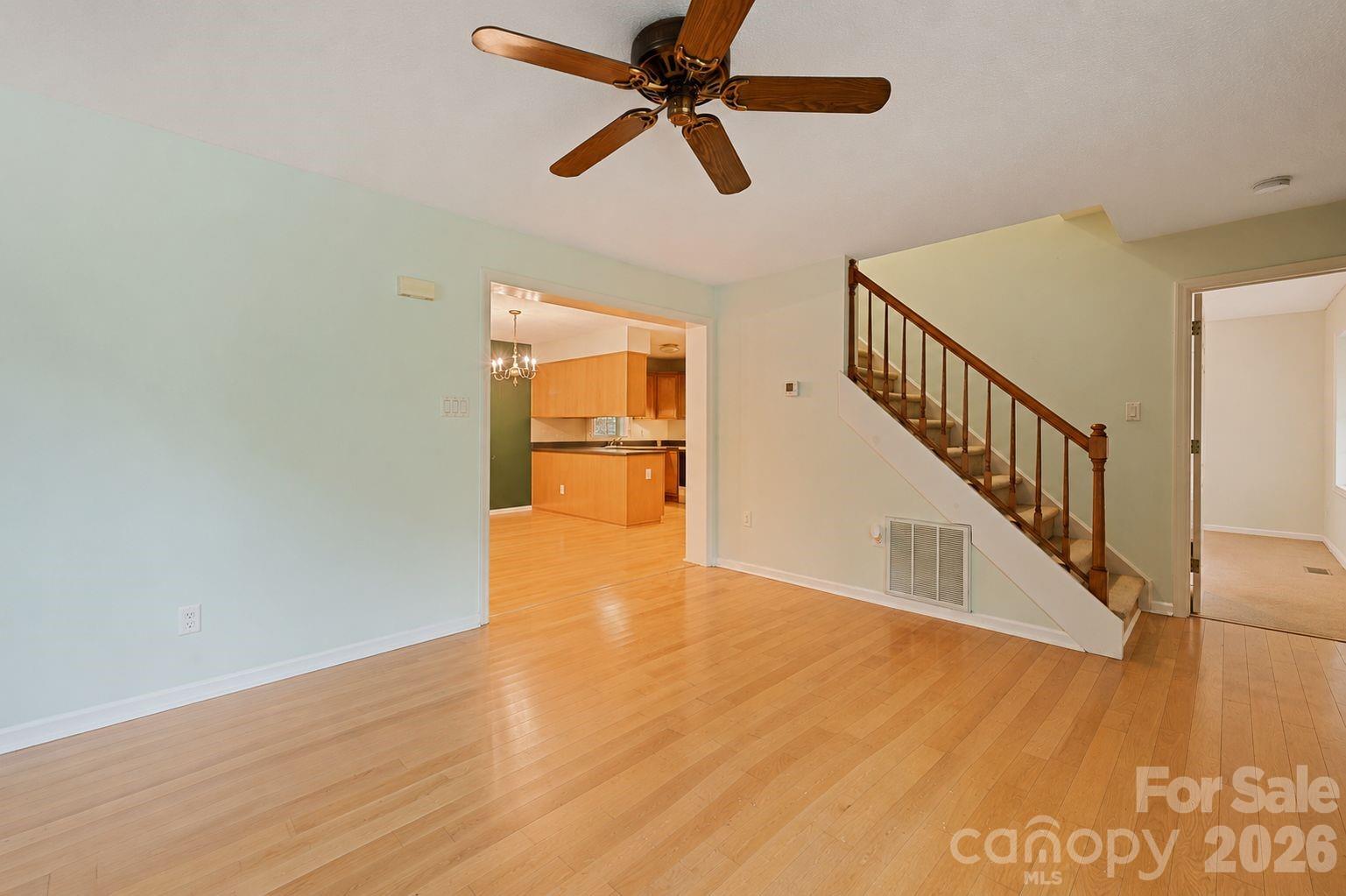 42 Greenview Drive Property Photo 8