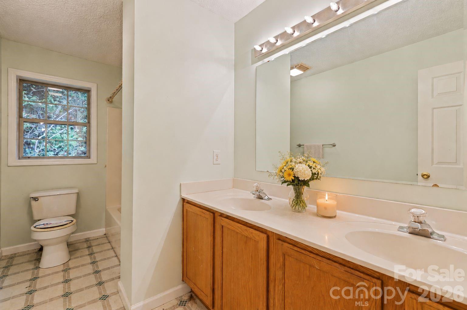 42 Greenview Drive Property Photo 19