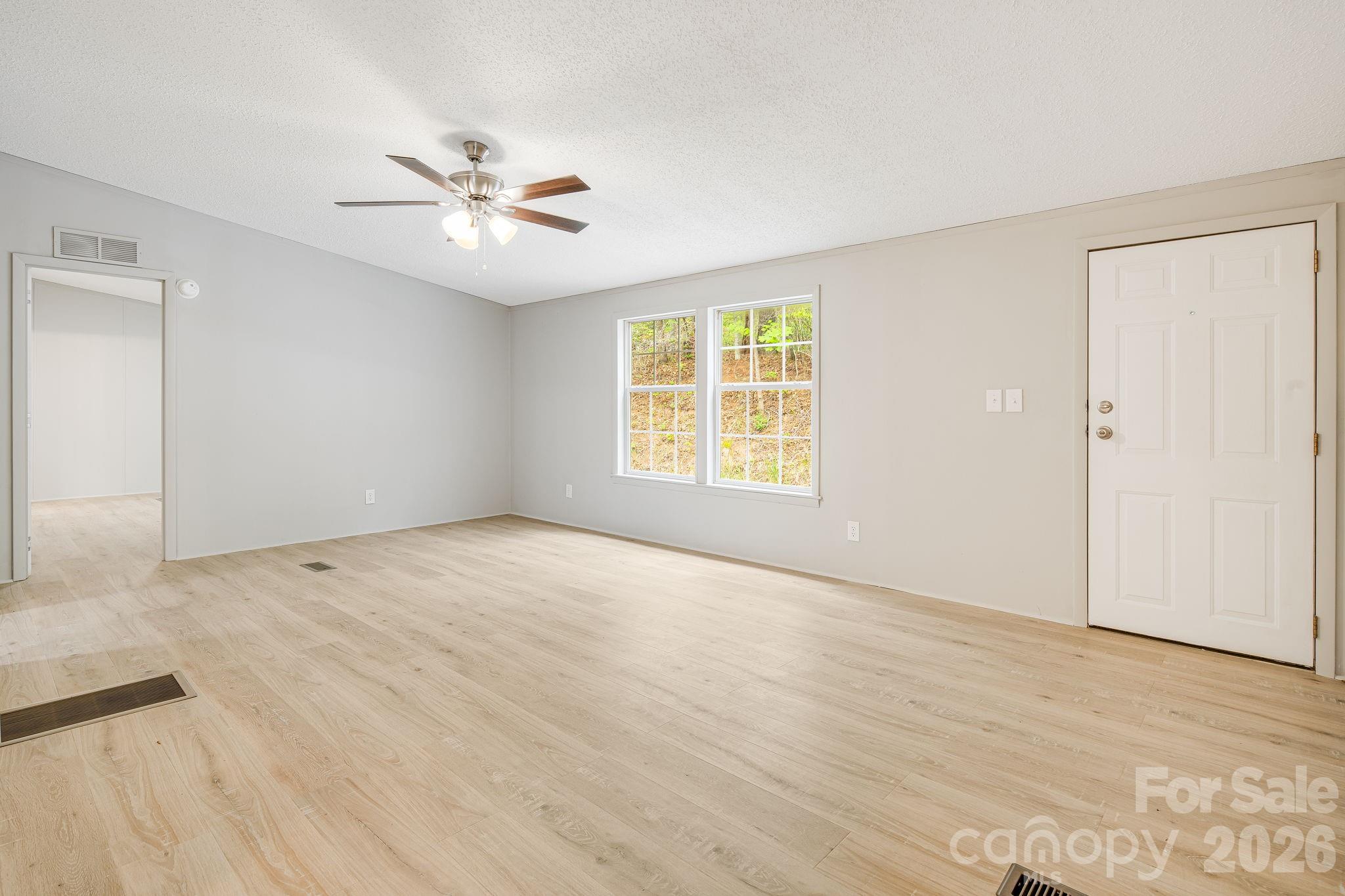 90 High Point Road Property Photo 8