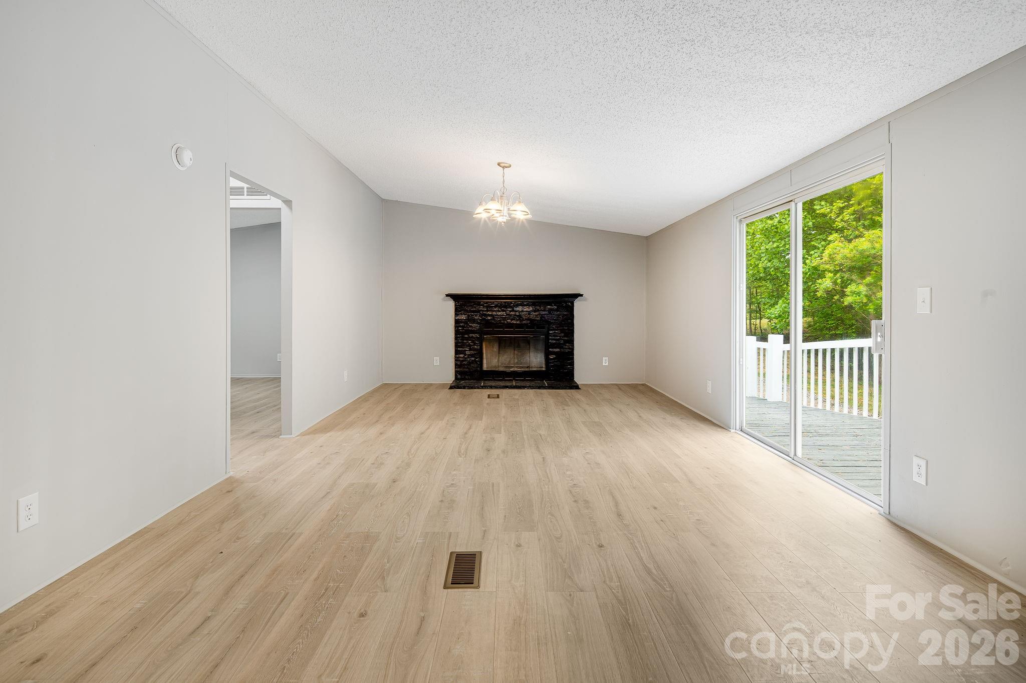 90 High Point Road Property Photo 15