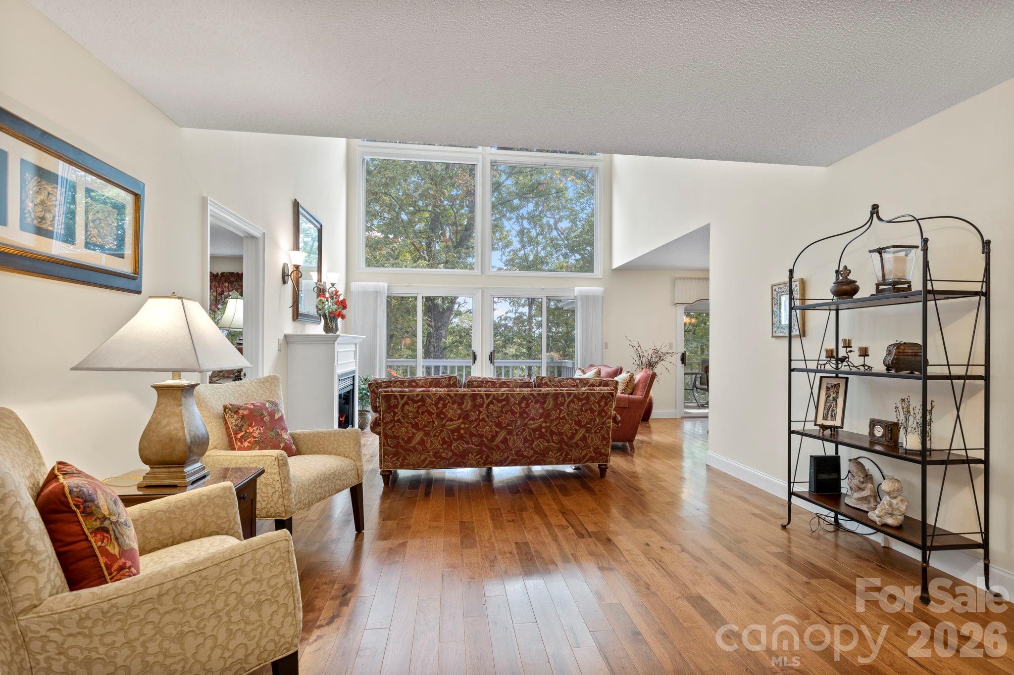 320 Dawnbrook Drive Property Photo 5