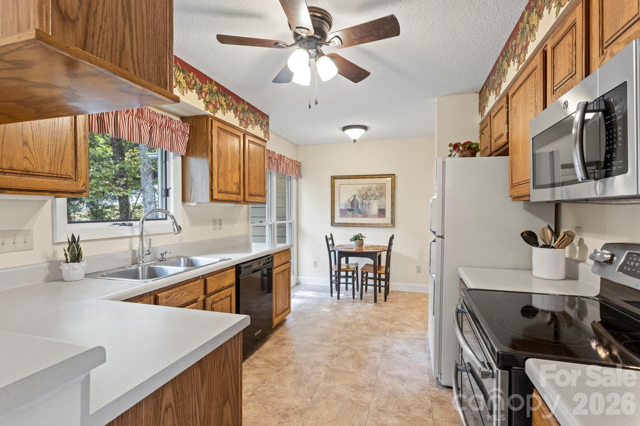 320 Dawnbrook Drive Property Photo 13