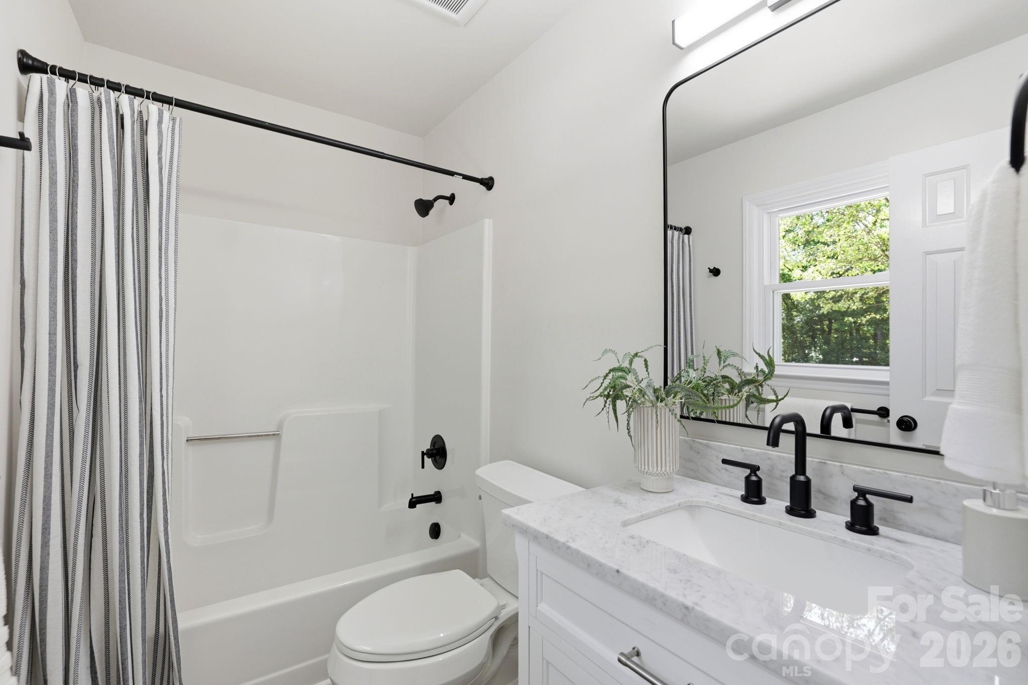 2313 Raccoon Run Property Photo 16