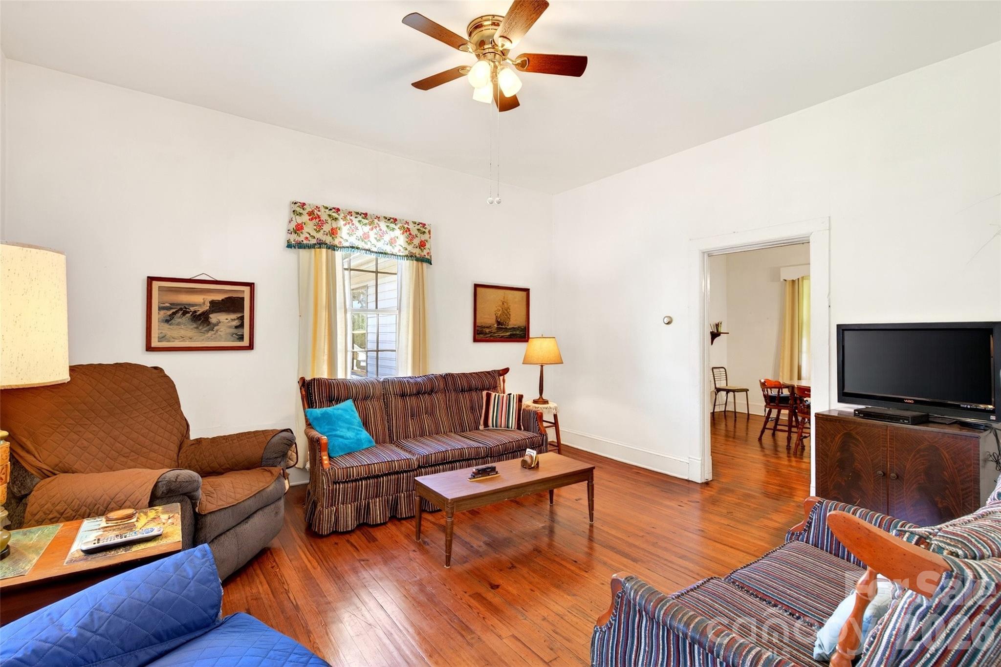 35 Second Street Property Photo 6