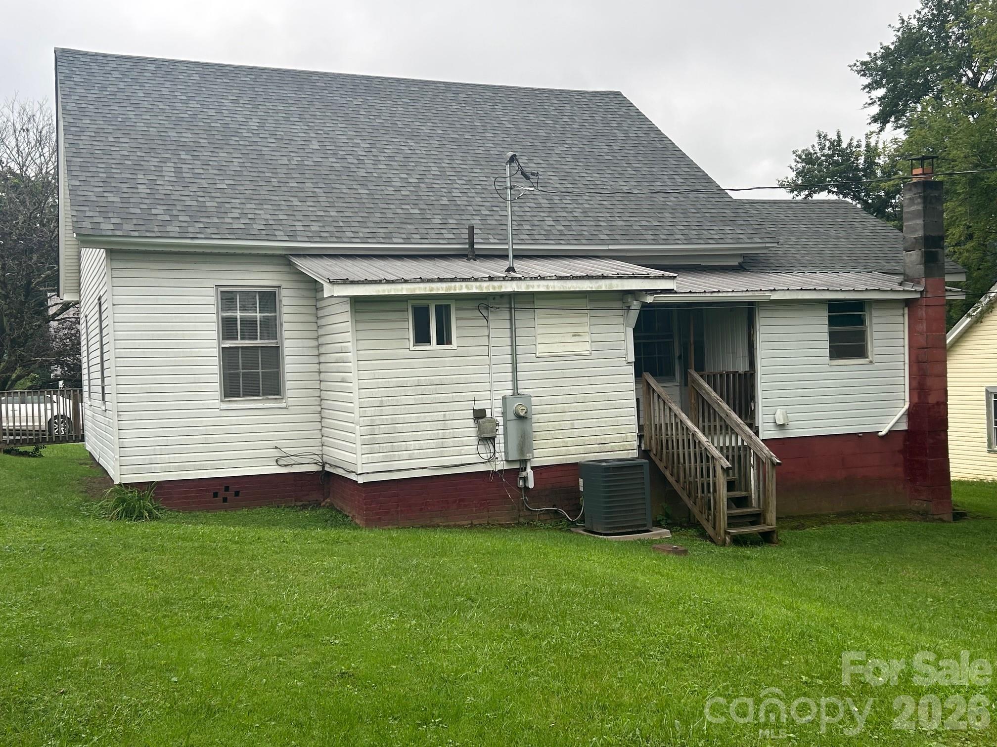 35 Second Street Property Photo 32