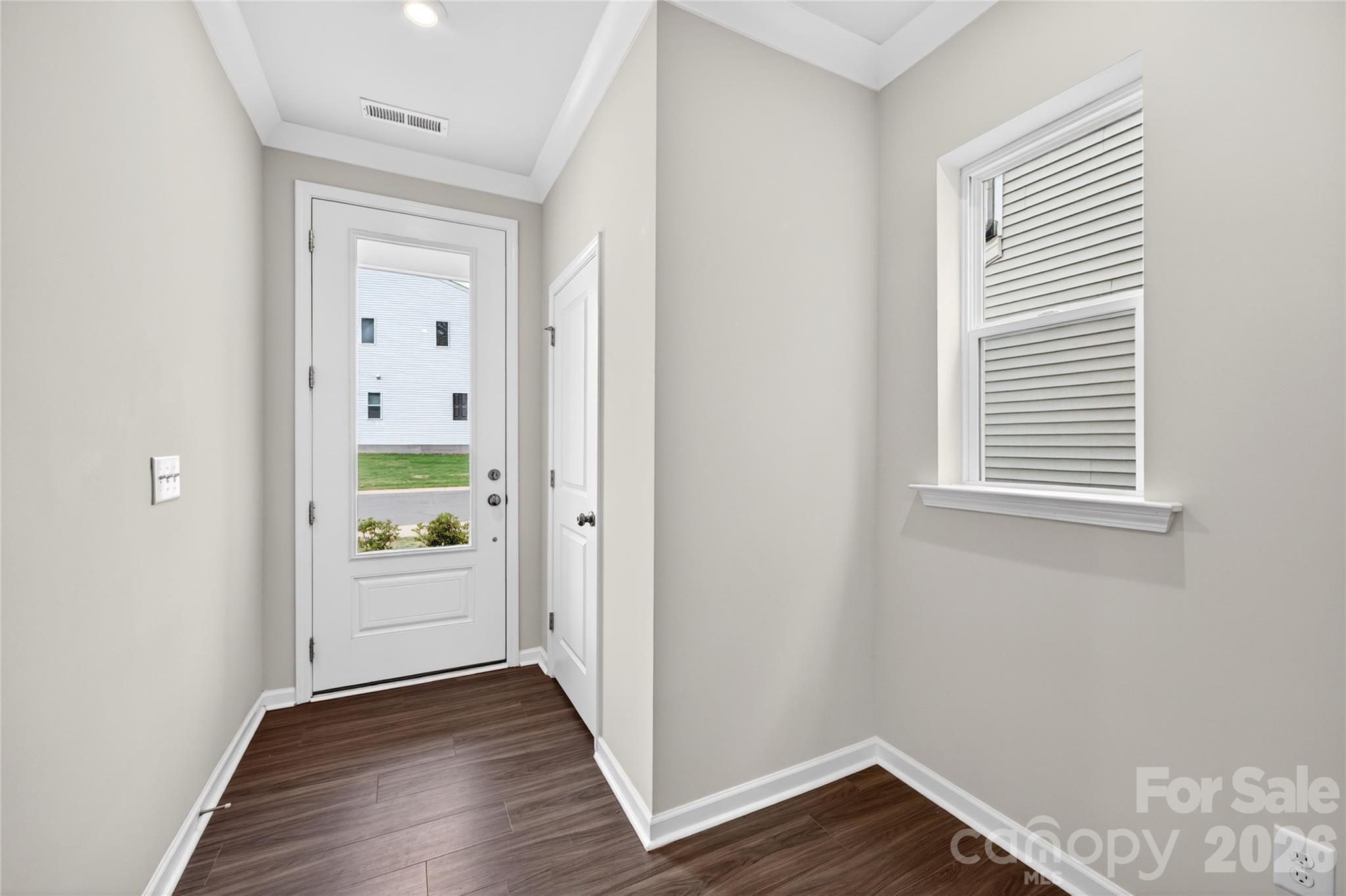 6021 Longar Lane Property Photo 3