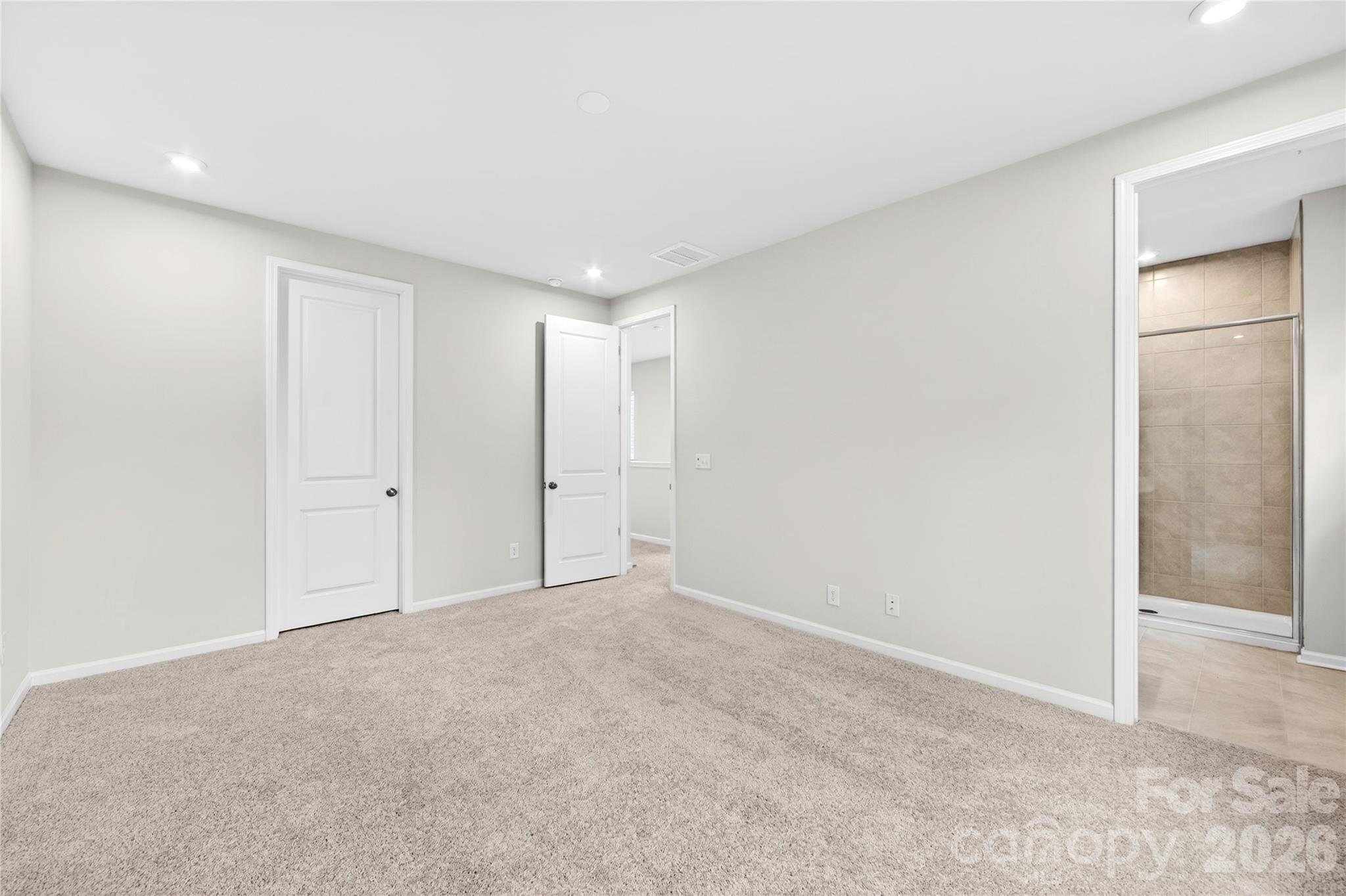 6021 Longar Lane Property Photo 17