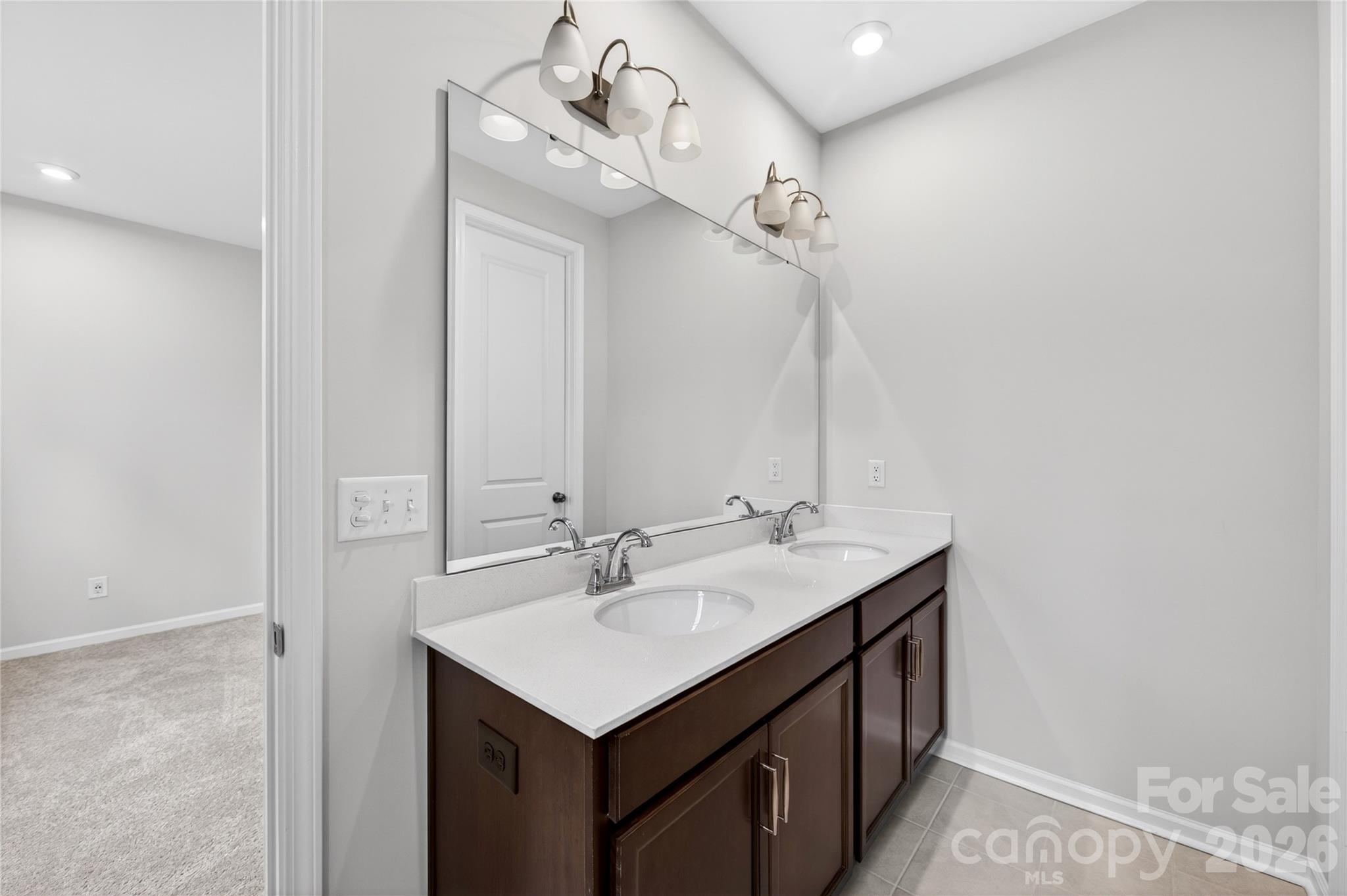 6021 Longar Lane Property Photo 20