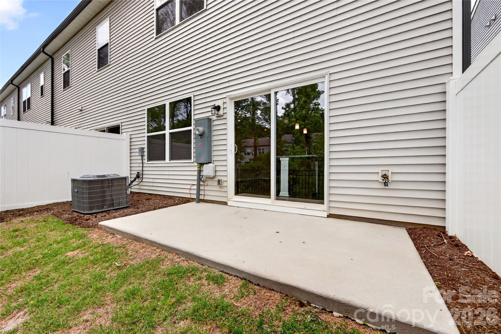 6021 Longar Lane Property Photo 26
