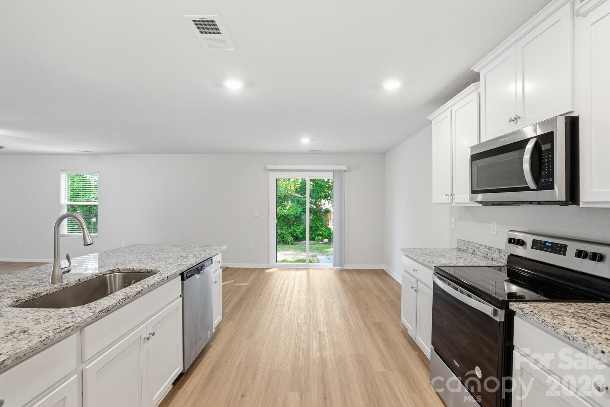509 Hawley Street Property Photo 4