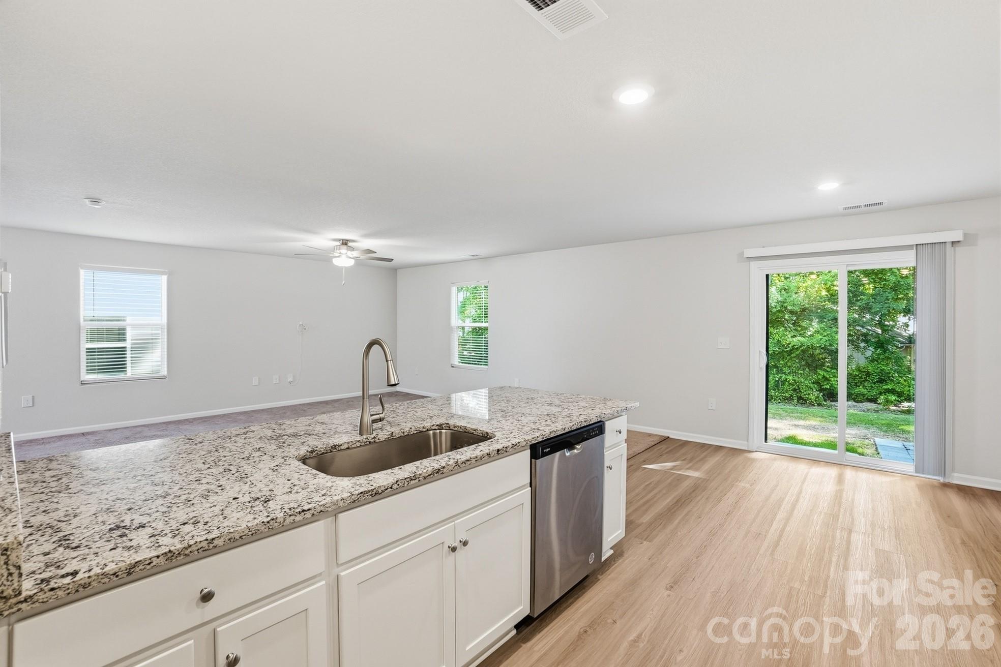 509 Hawley Street Property Photo 5