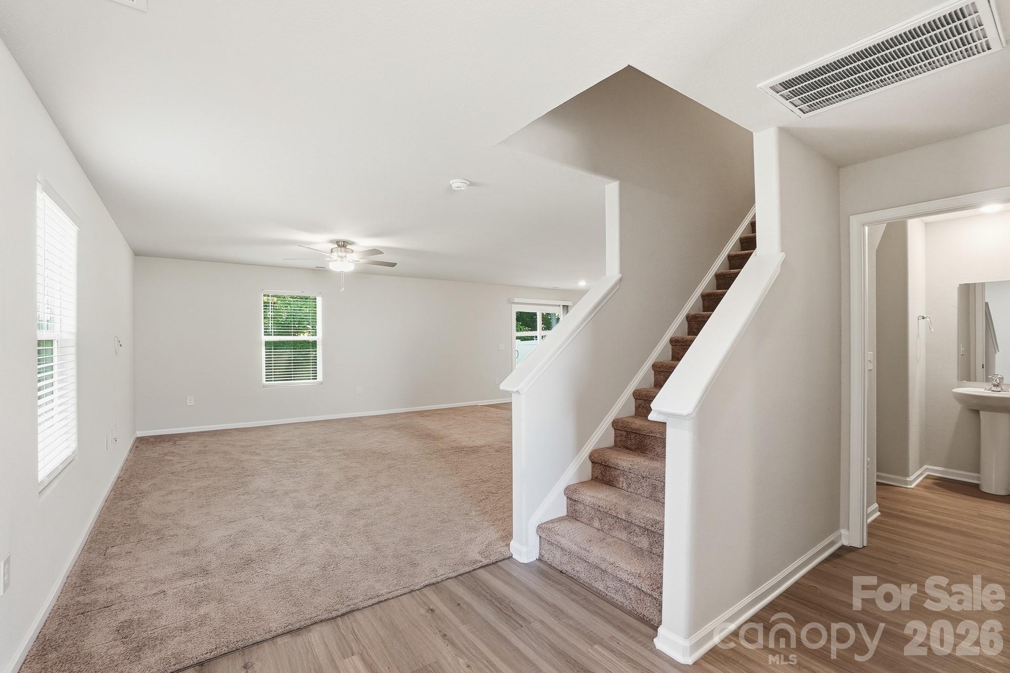 509 Hawley Street Property Photo 15