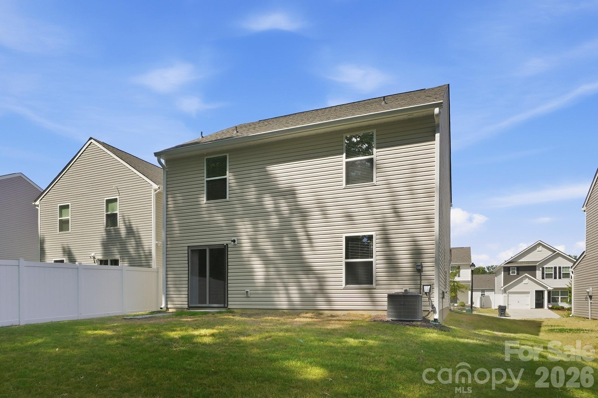 509 Hawley Street Property Photo 32