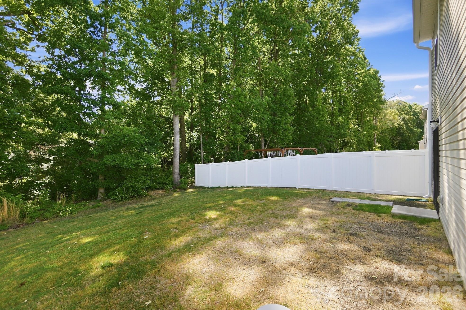 509 Hawley Street Property Photo 33