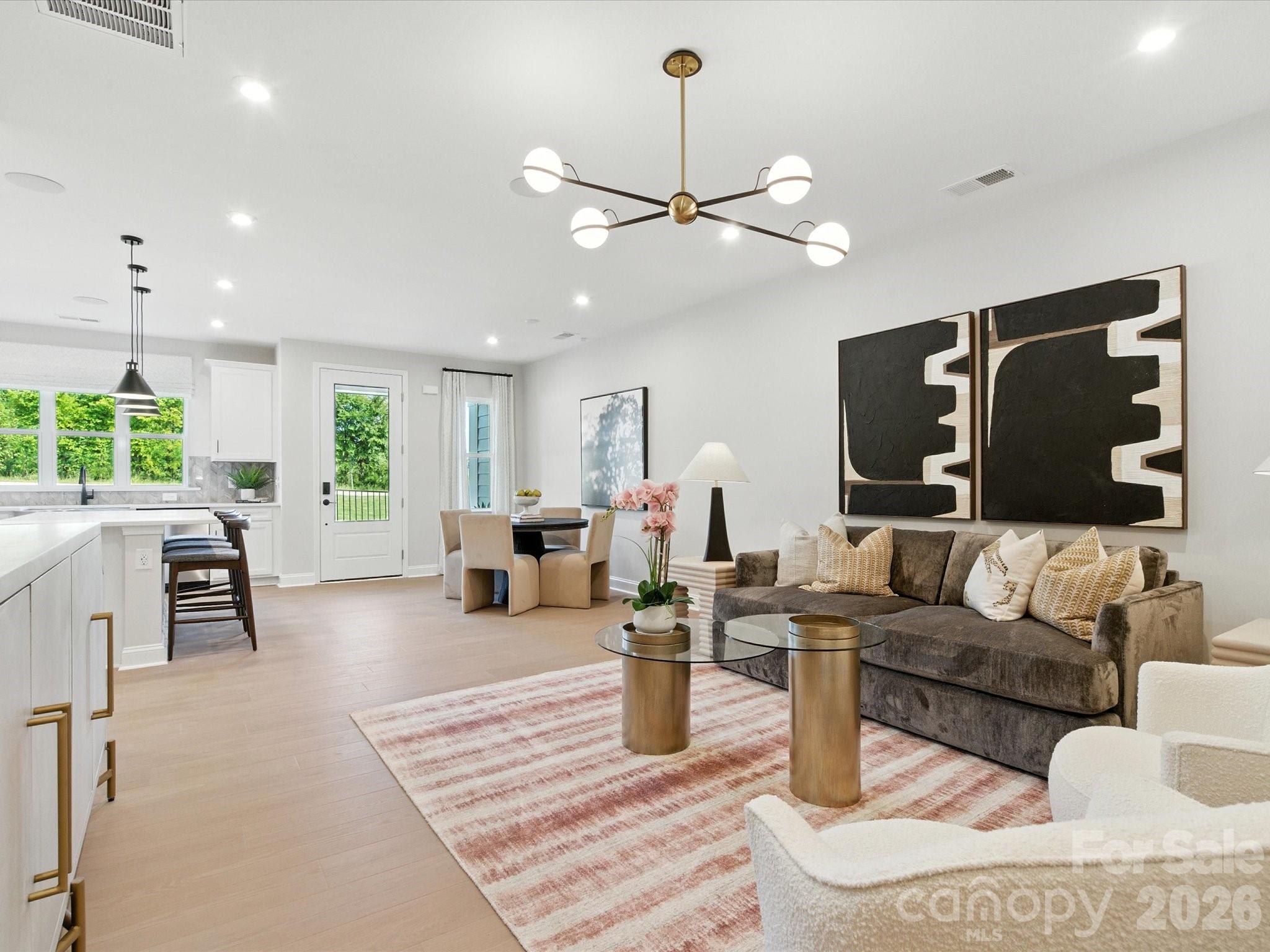 513 Nash Street Property Photo 7