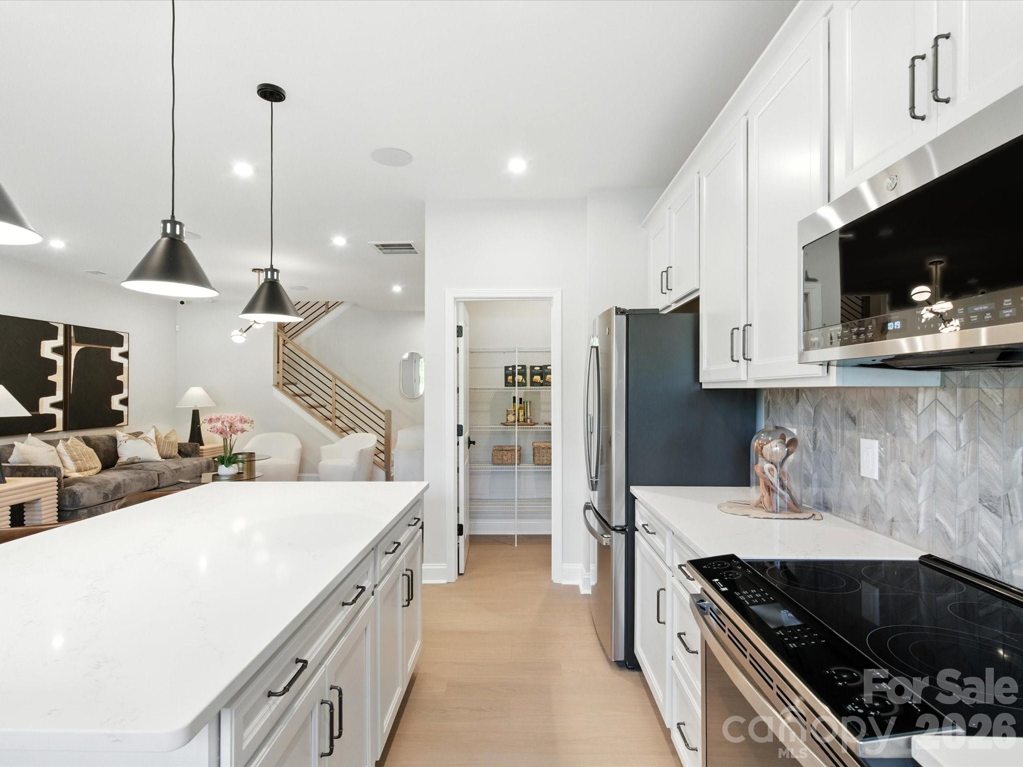 513 Nash Street Property Photo 11