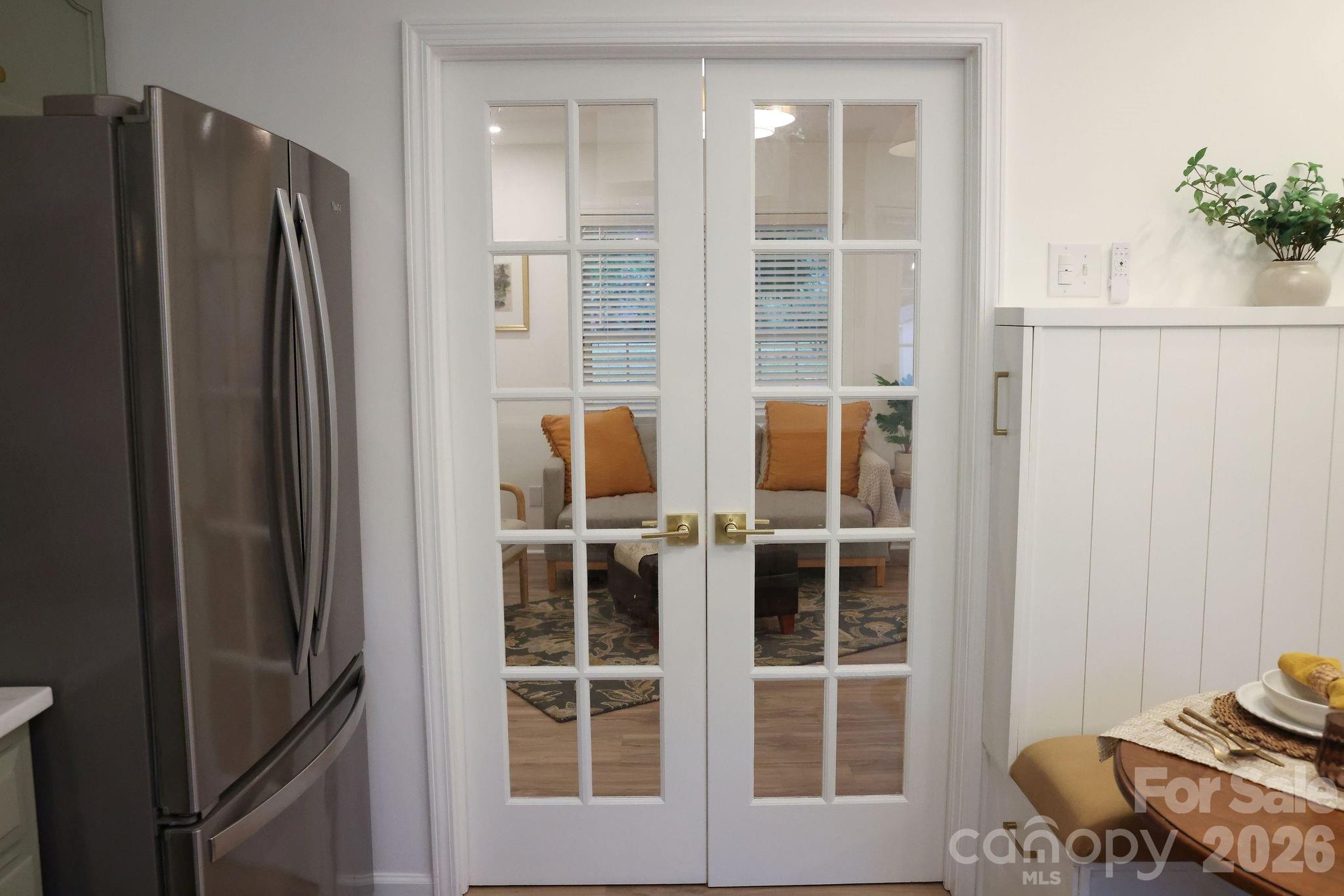 317 Devine Avenue Property Photo 18