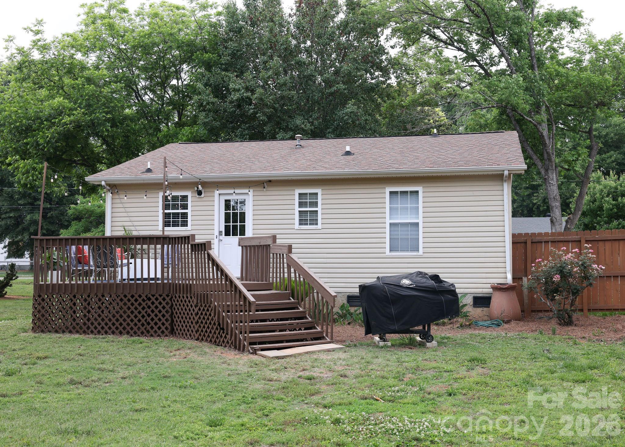 317 Devine Avenue Property Photo 36