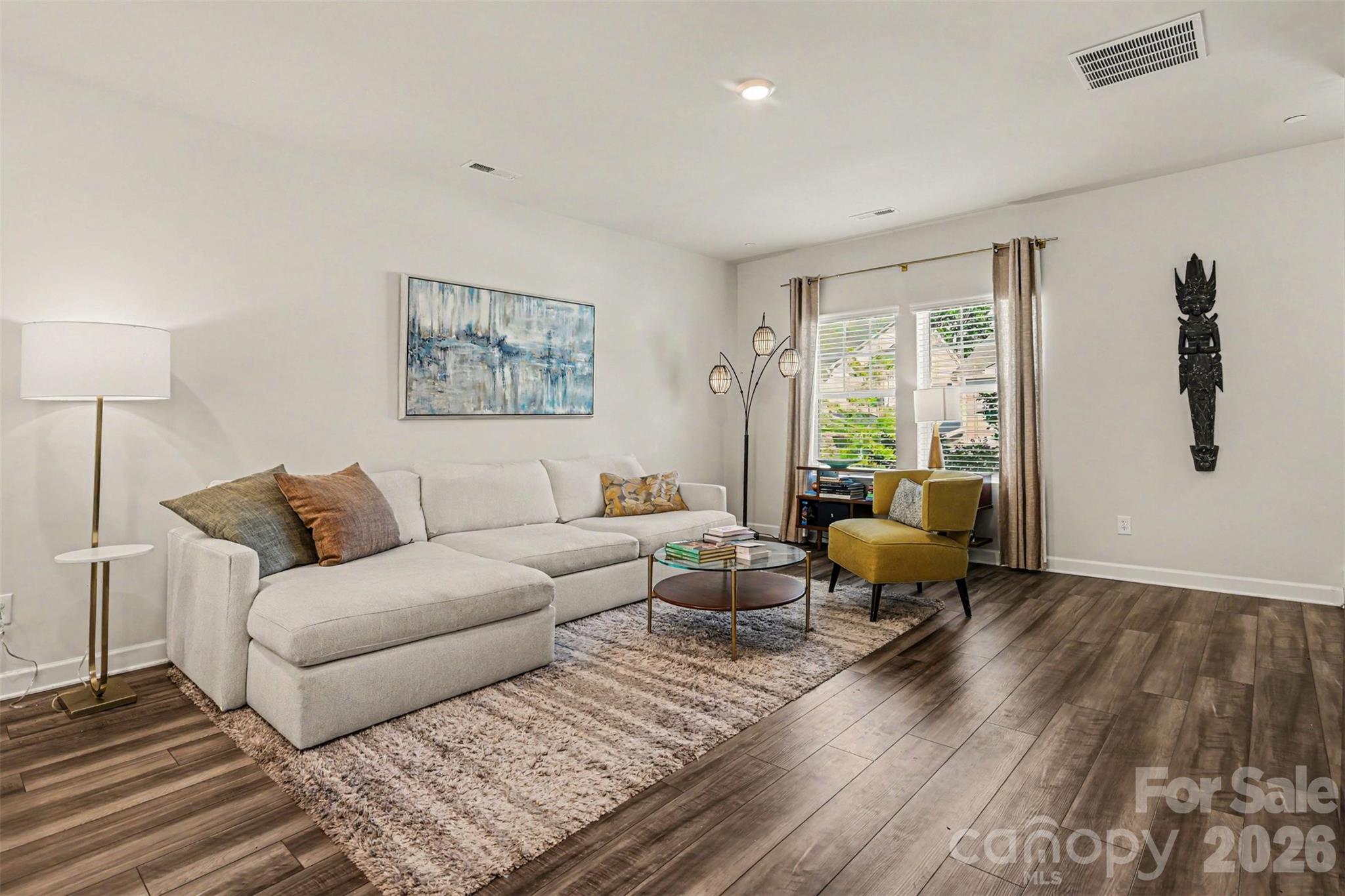 2614 Greenmarket Drive Property Photo 2