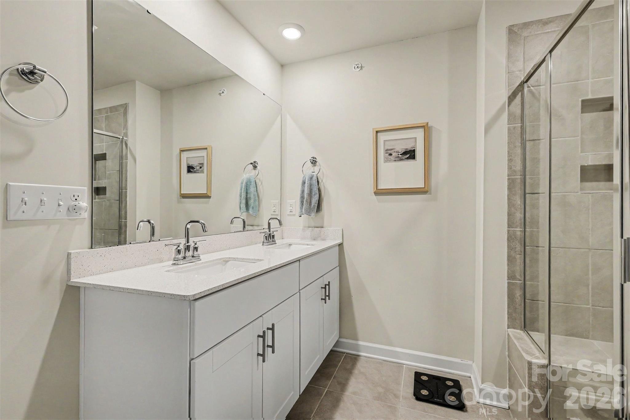 2614 Greenmarket Drive Property Photo 17