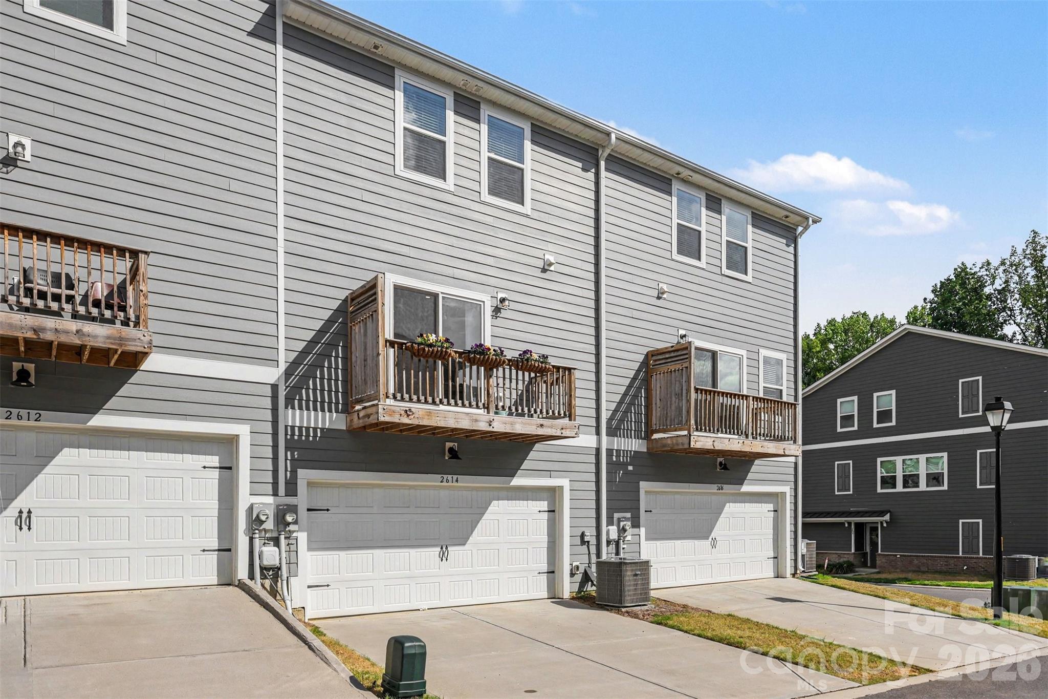 2614 Greenmarket Drive Property Photo 24