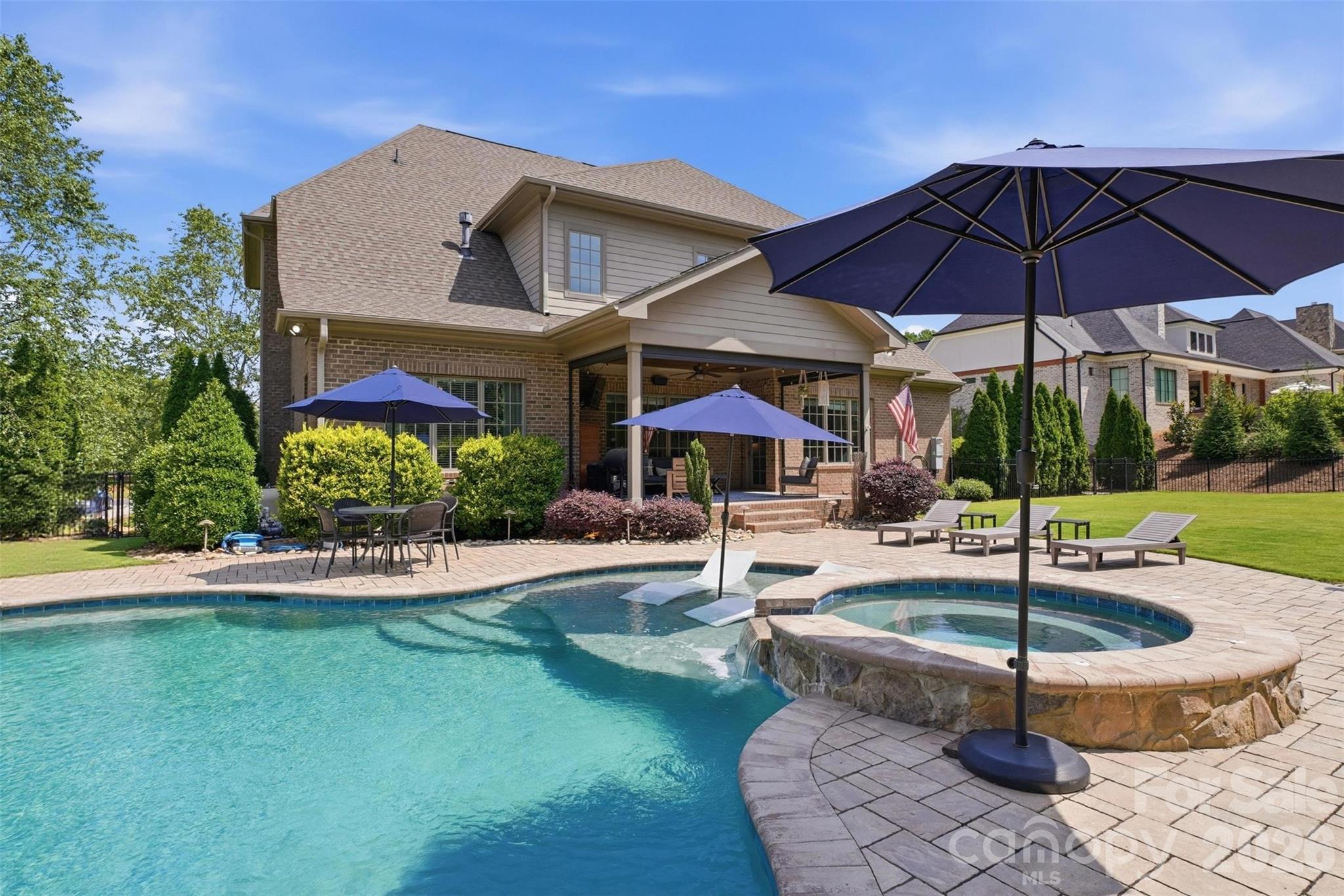 7434 Barrington Ridge Drive Property Photo 7