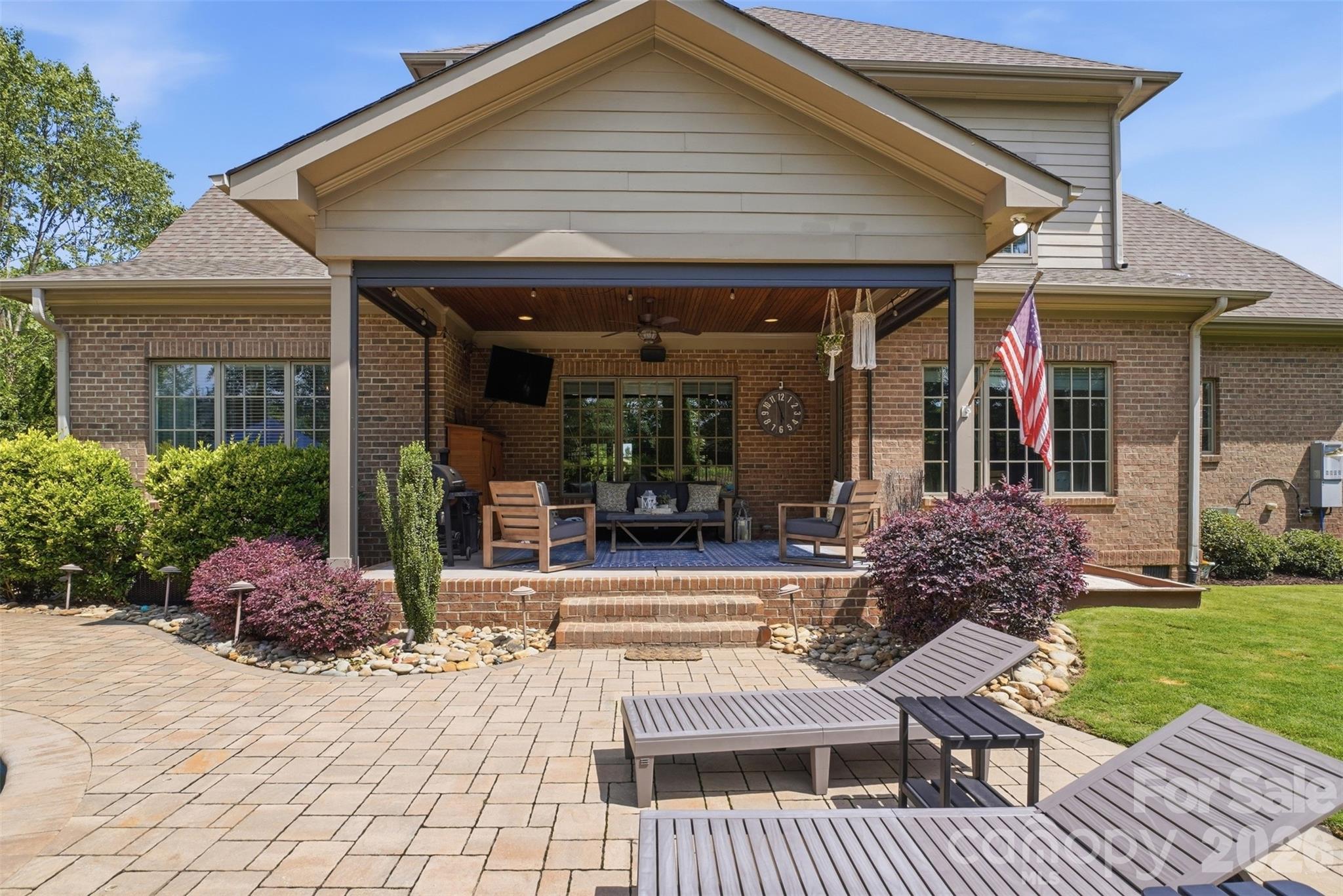 7434 Barrington Ridge Drive Property Photo 8