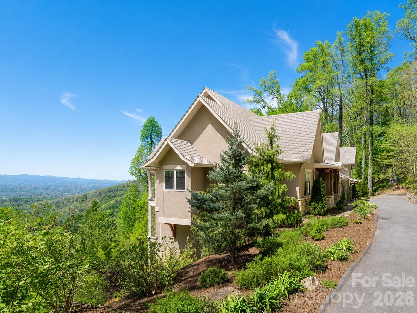32 Timberwolf Court Property Photo 5