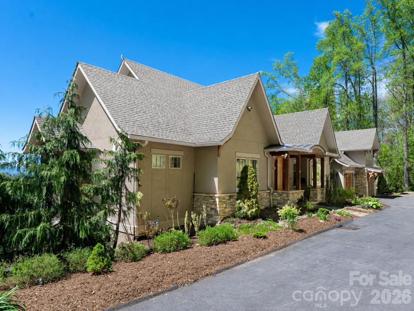 32 Timberwolf Court Property Photo 8