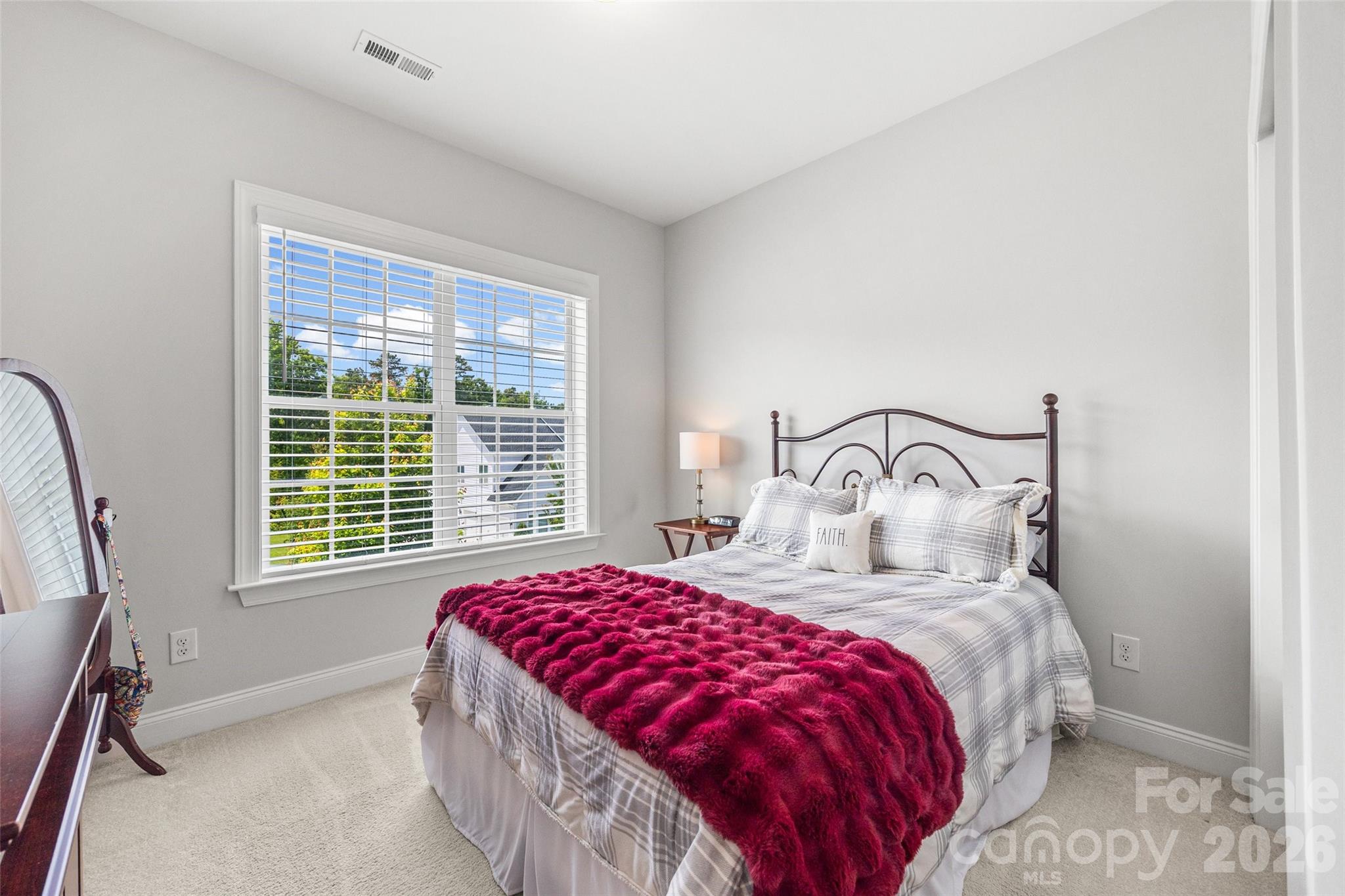 323 Forsythia Lane Property Photo 20