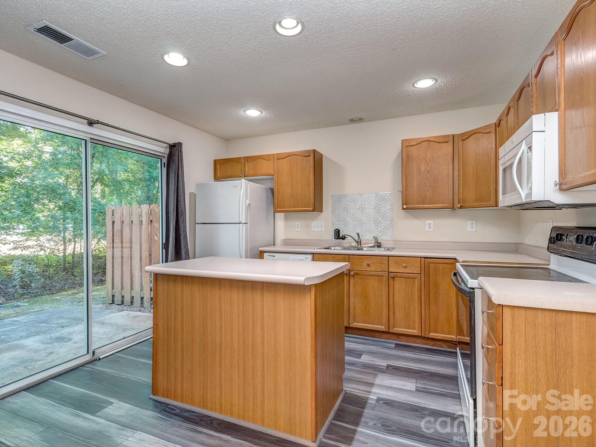12844 Spirit Bound Way Property Photo 10