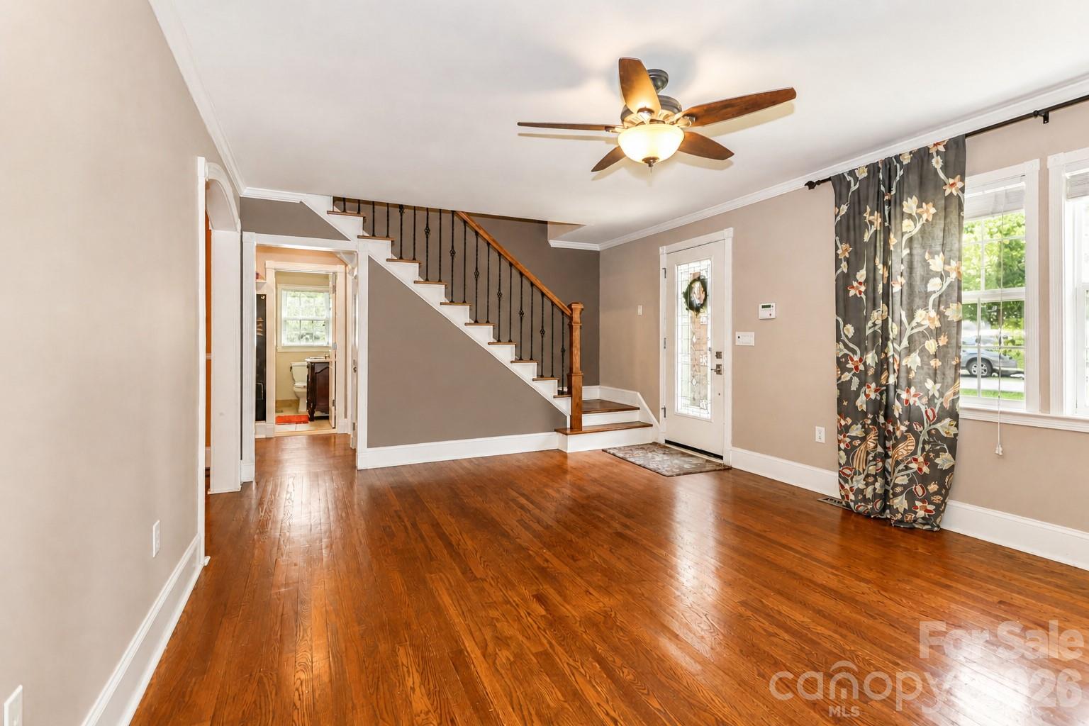 820 Woodland Road Property Photo 2