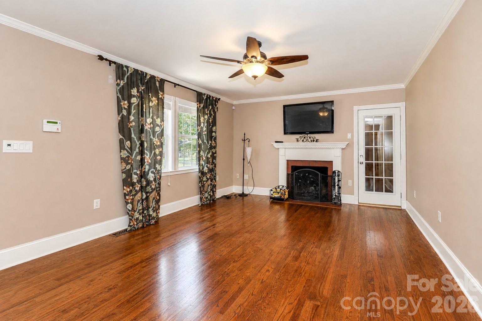 820 Woodland Road Property Photo 4