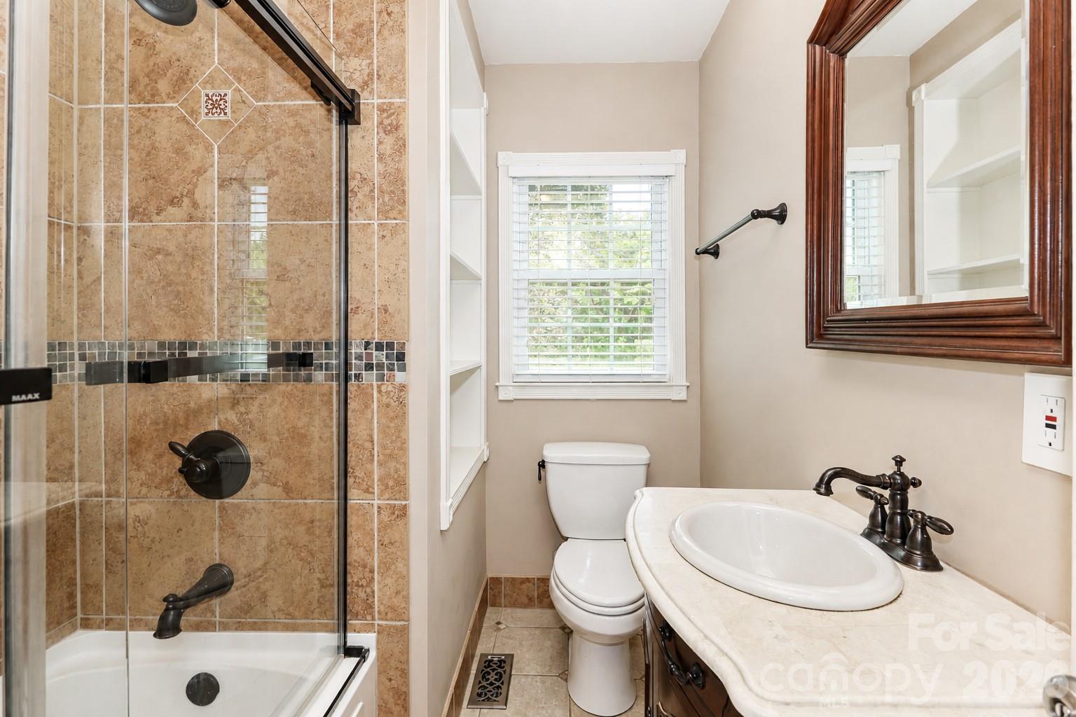 820 Woodland Road Property Photo 7