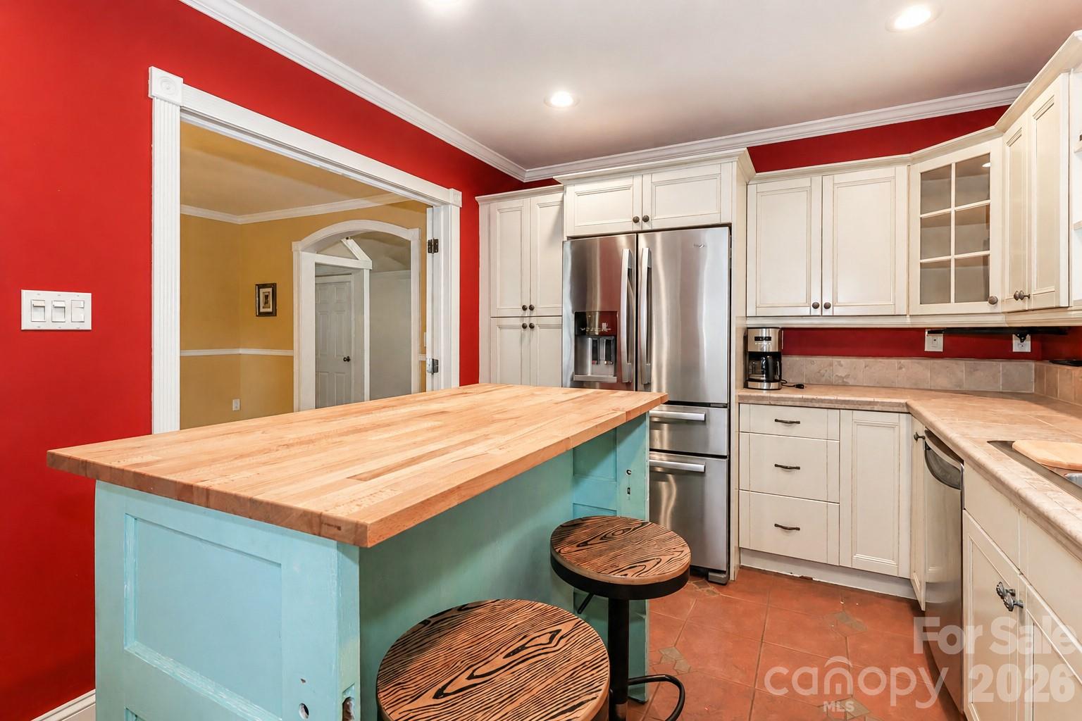 820 Woodland Road Property Photo 12