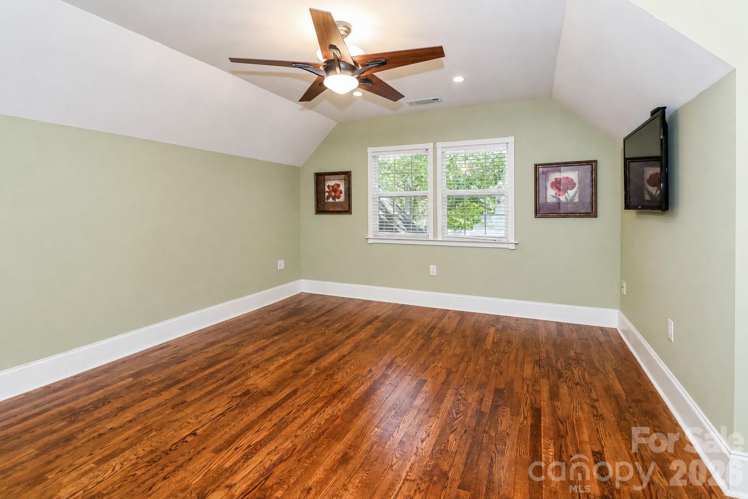 820 Woodland Road Property Photo 16