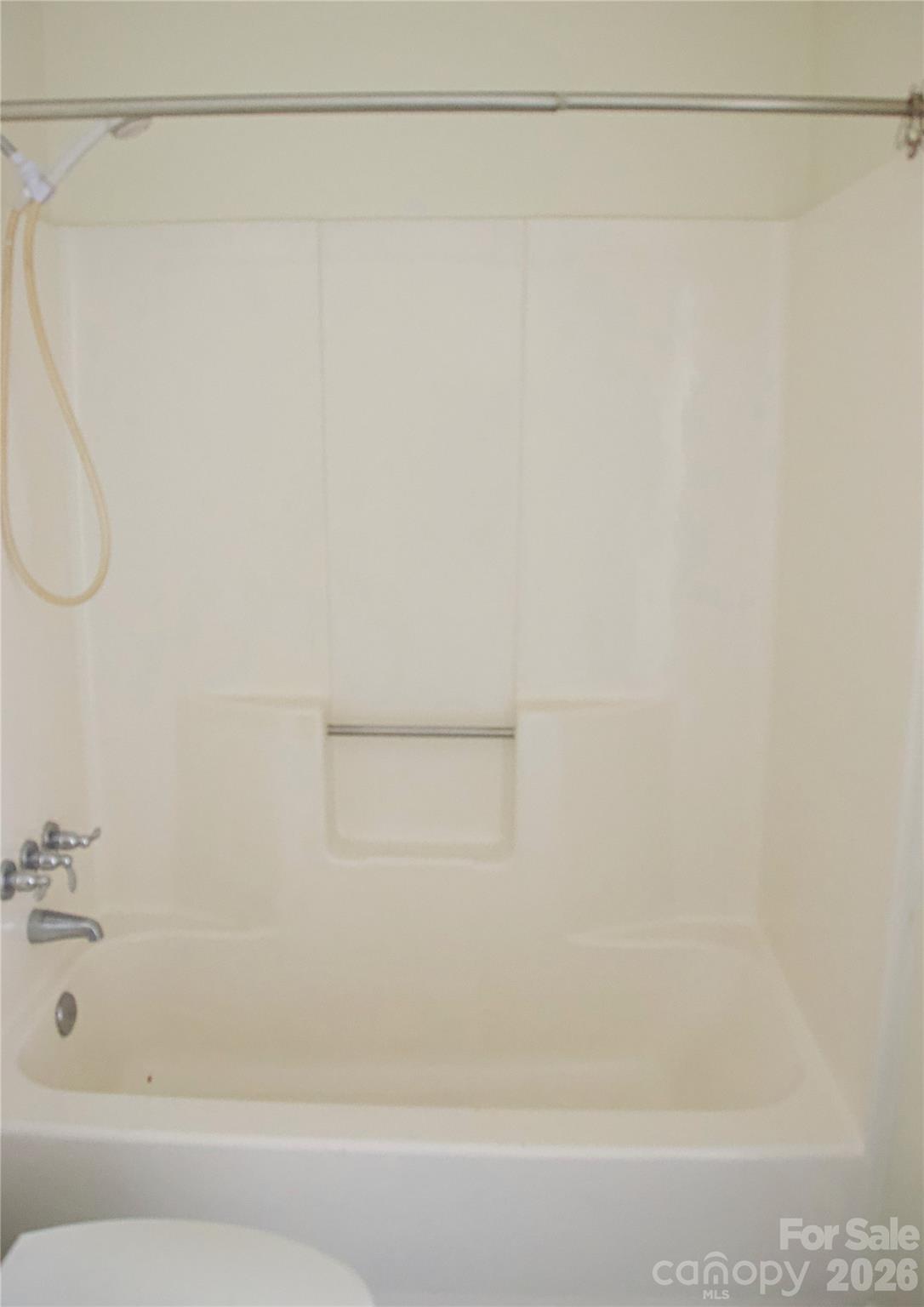1610 Eagles Place J-204 Property Photo 16