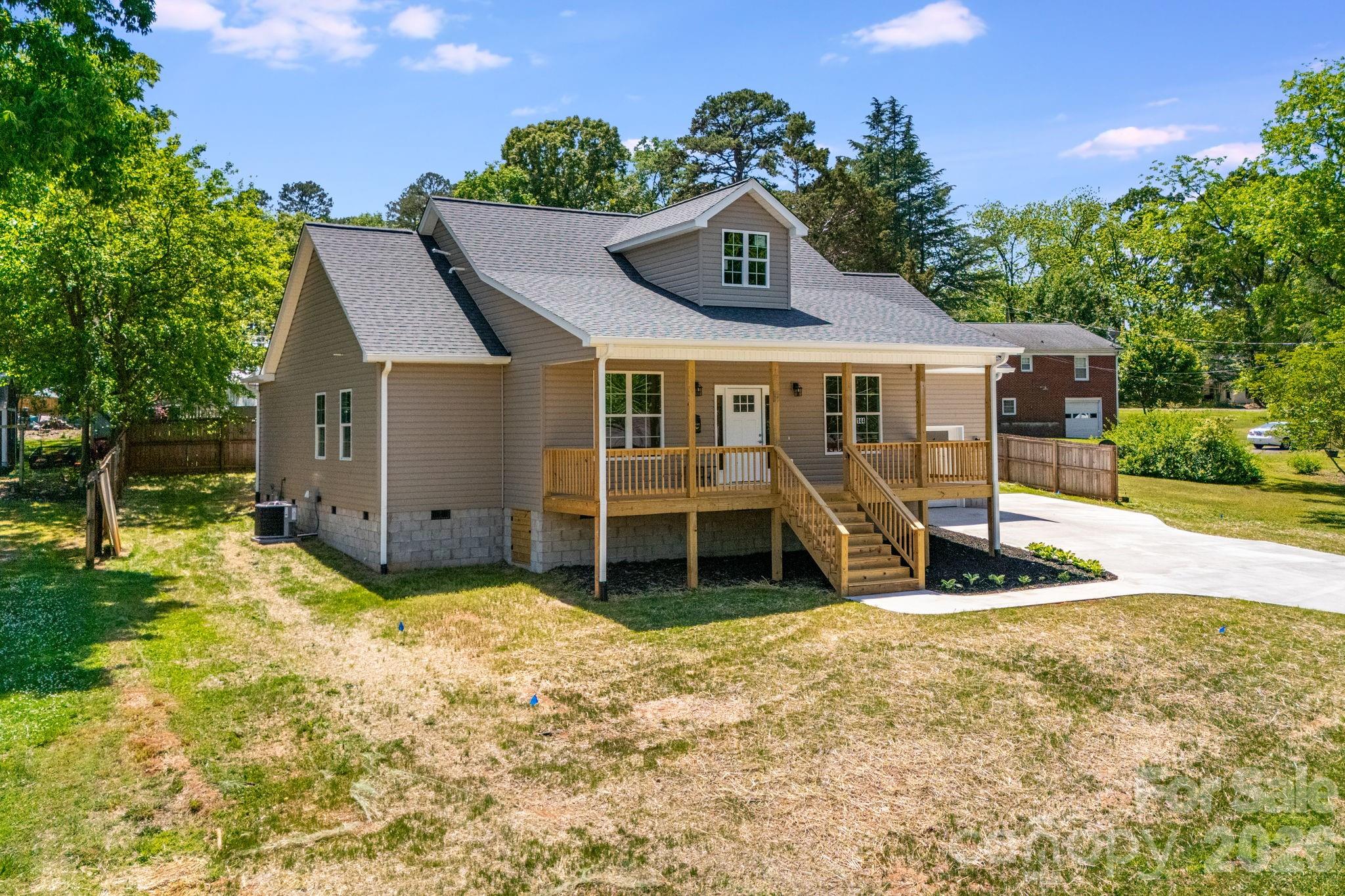 144 Georgia Avenue Property Photo 4