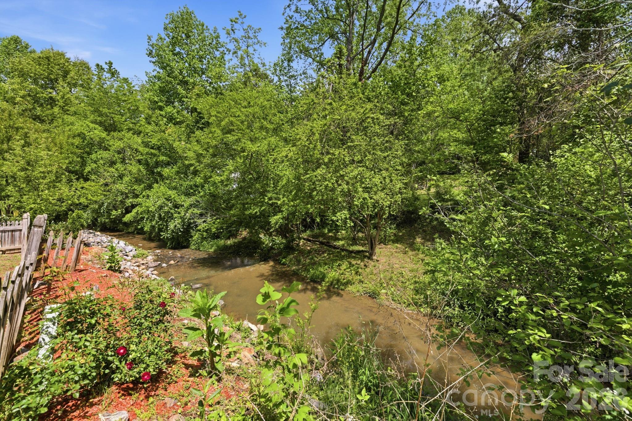77 Lees Creek Road Property Photo 22