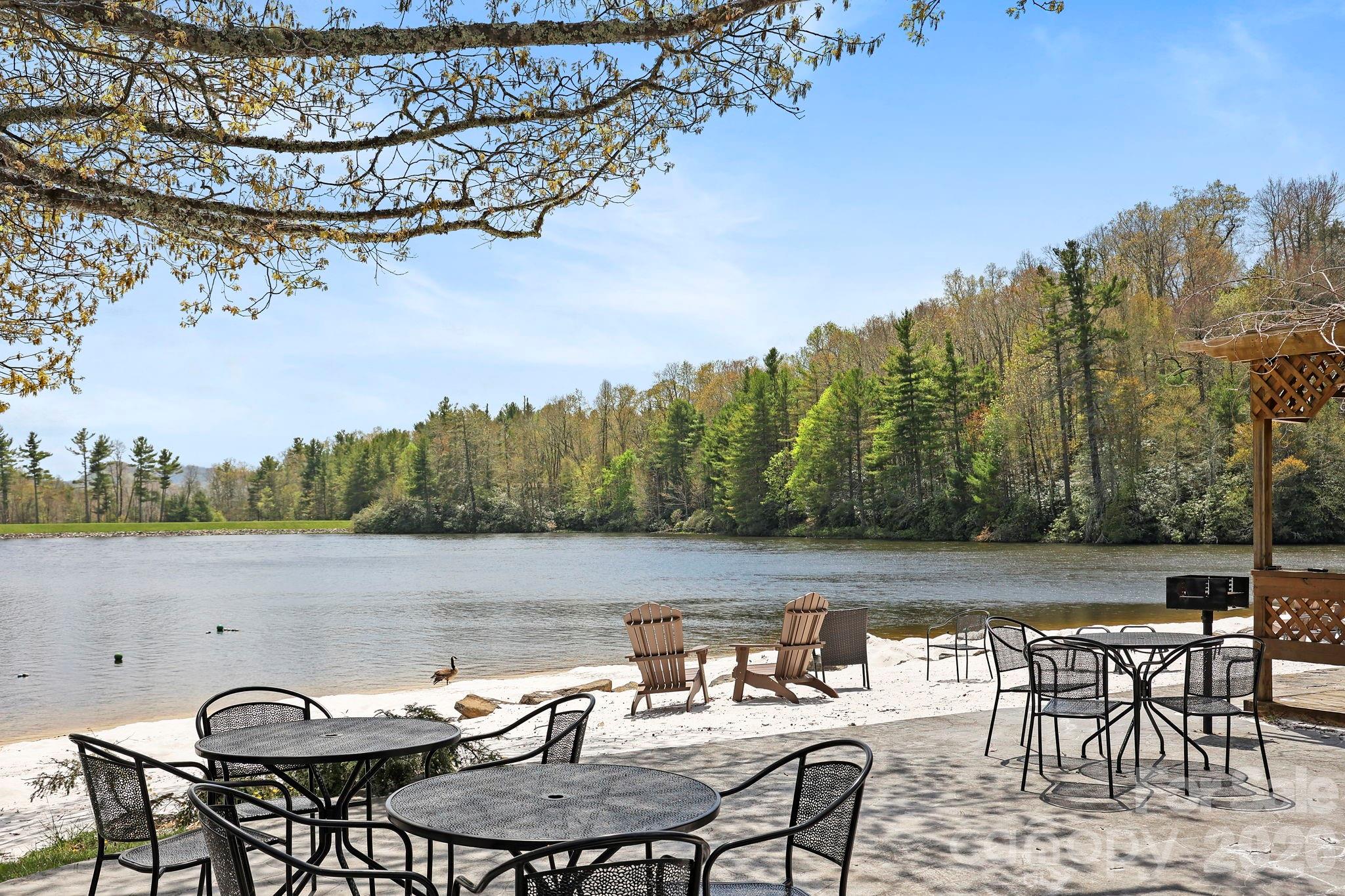 143 Snowshoe Loop Property Photo 45