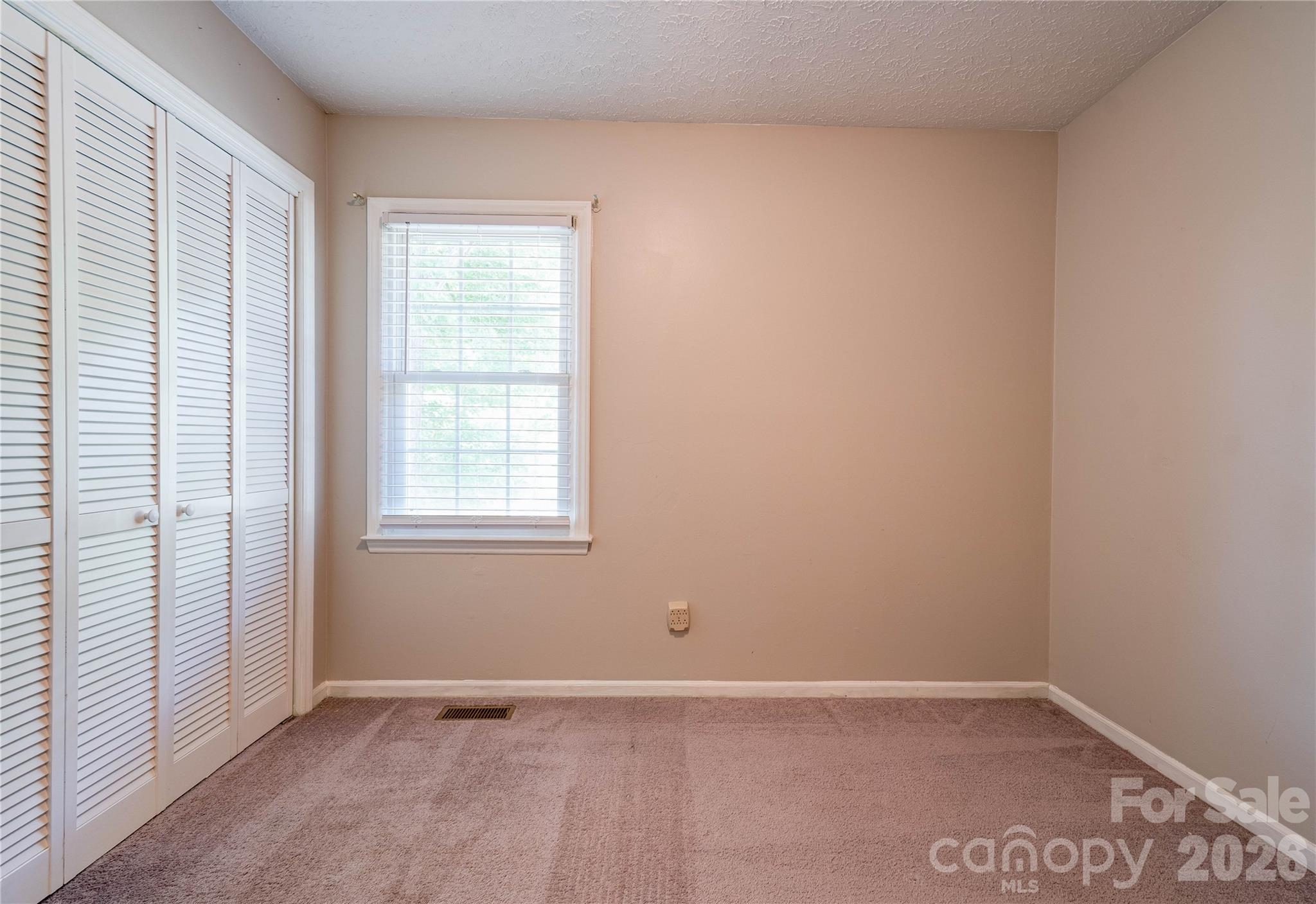 111 Harbor Point Drive Property Photo 20